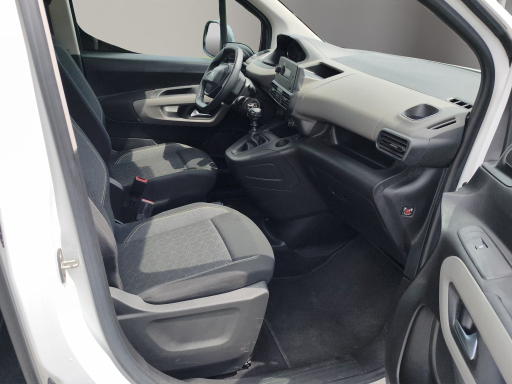 PEUGEOT Rifter 1.2 PureTech Active-image-7
