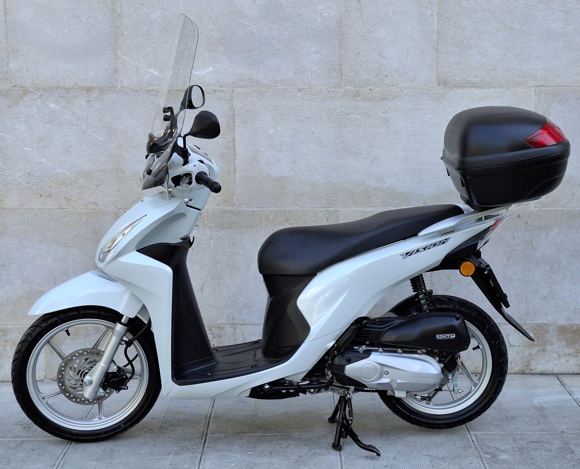 HONDA NSC Vision 110 16''-showroom-element-2