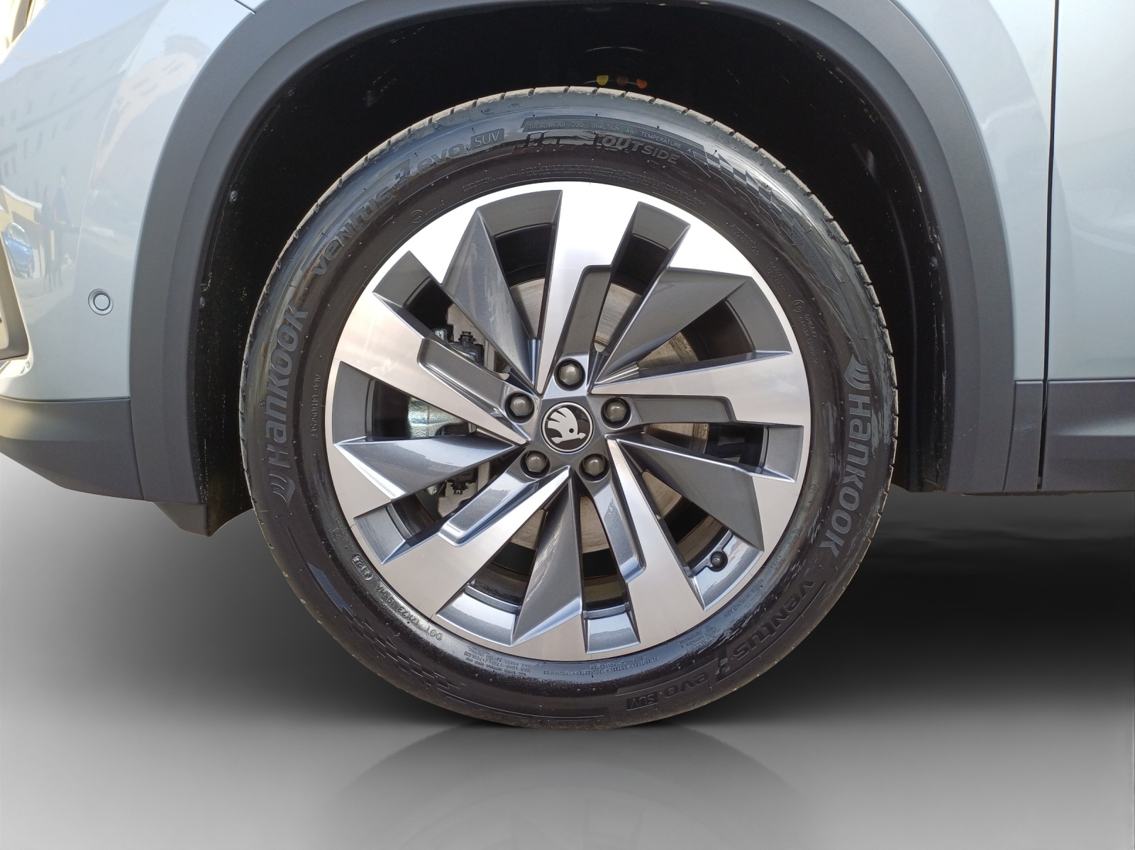 SKODA Kodiaq 2.0 TSI Dynamic 4x4-image-14