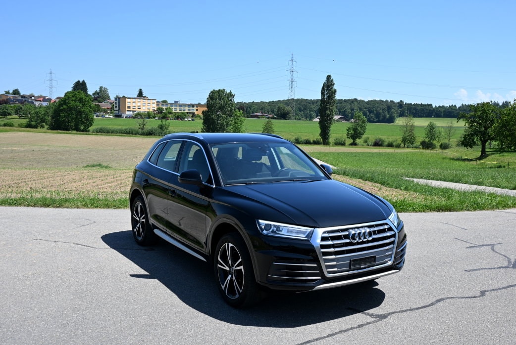 AUDI Q5 2.0 TFSI 45 sport quattro S-tronic-image-1