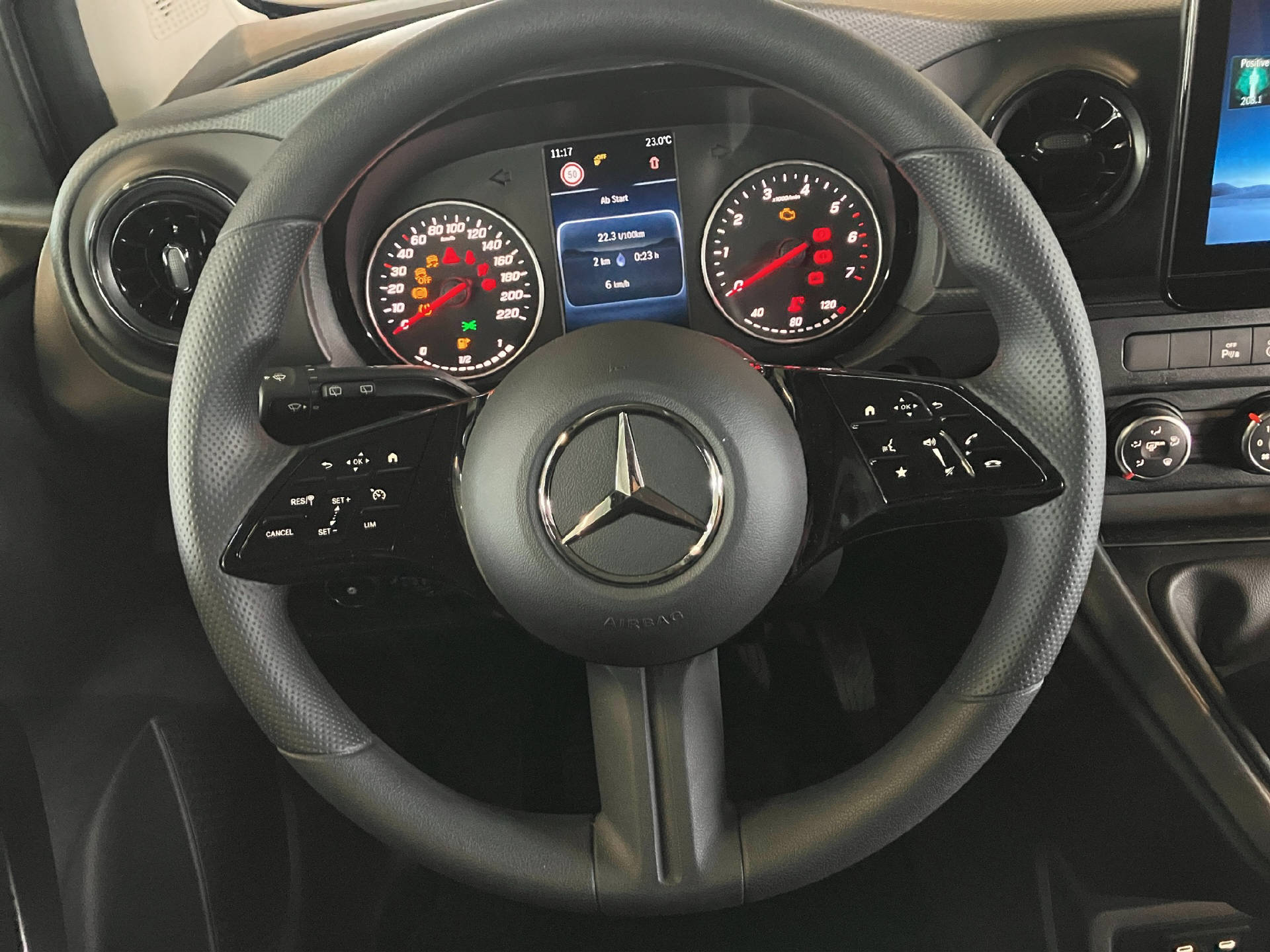 MERCEDES-BENZ Citan 113 KA 3100mm L-image-9