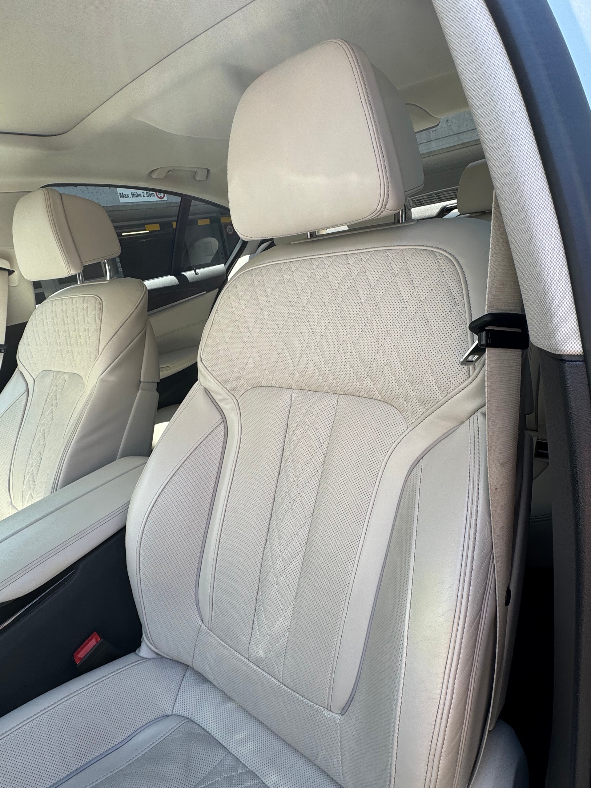 BMW 540i Luxury Line Steptronic xDrive-image-8