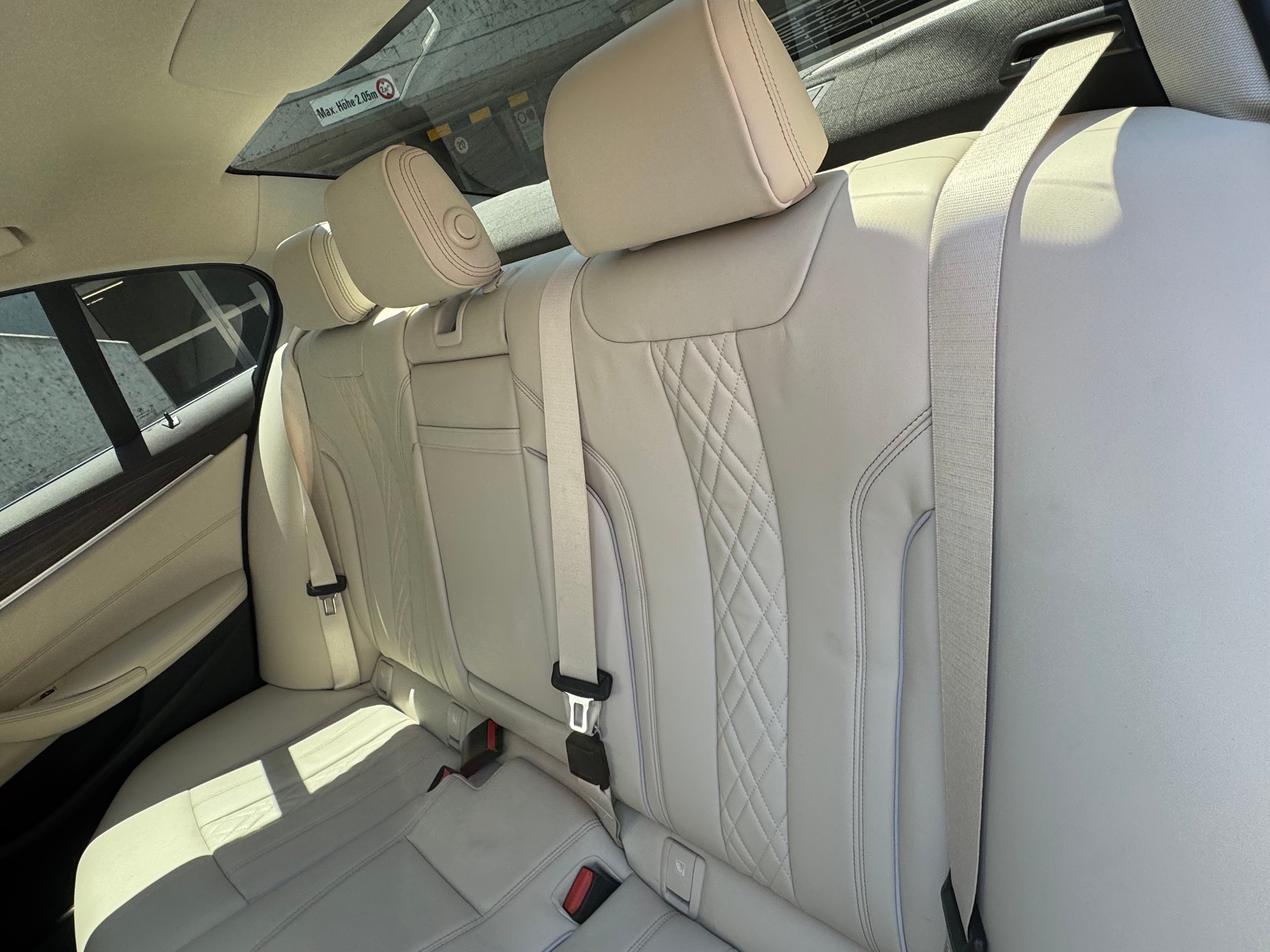 BMW 540i Luxury Line Steptronic xDrive-image-11