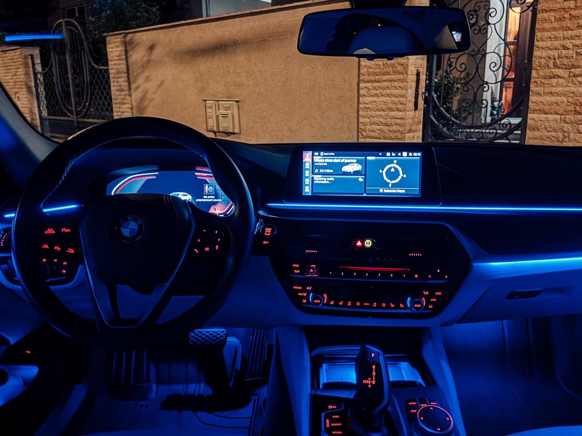 BMW 540i xDrive-image-5