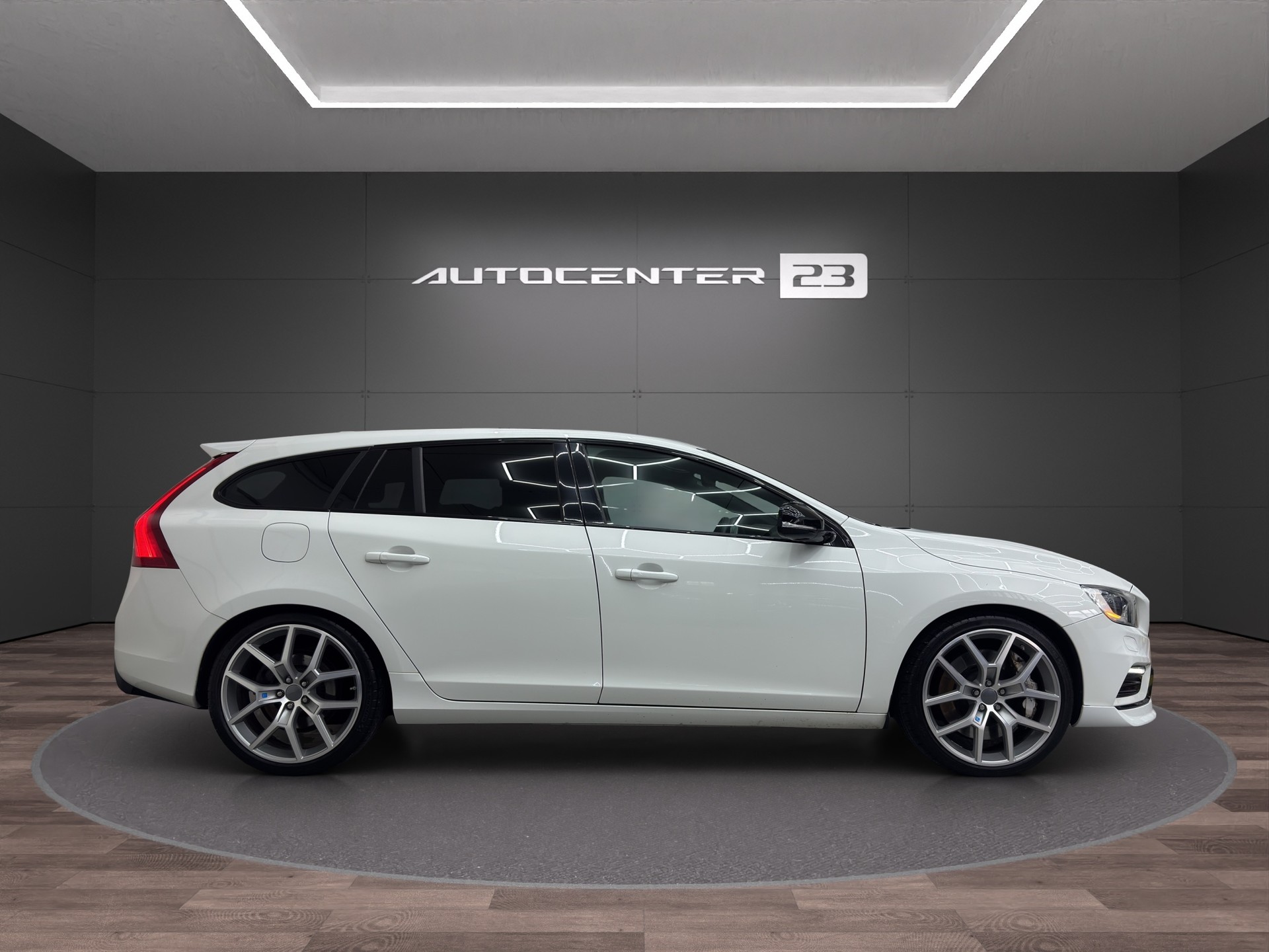 VOLVO V60 T6 AWD Polestar Geartronic-image-5