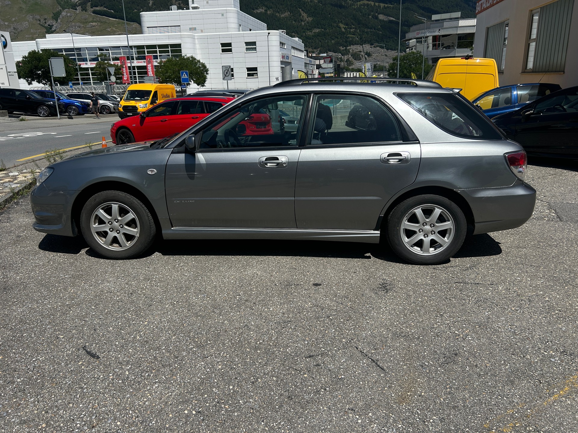 SUBARU Impreza 1.5R Swiss De Luxe-image-2