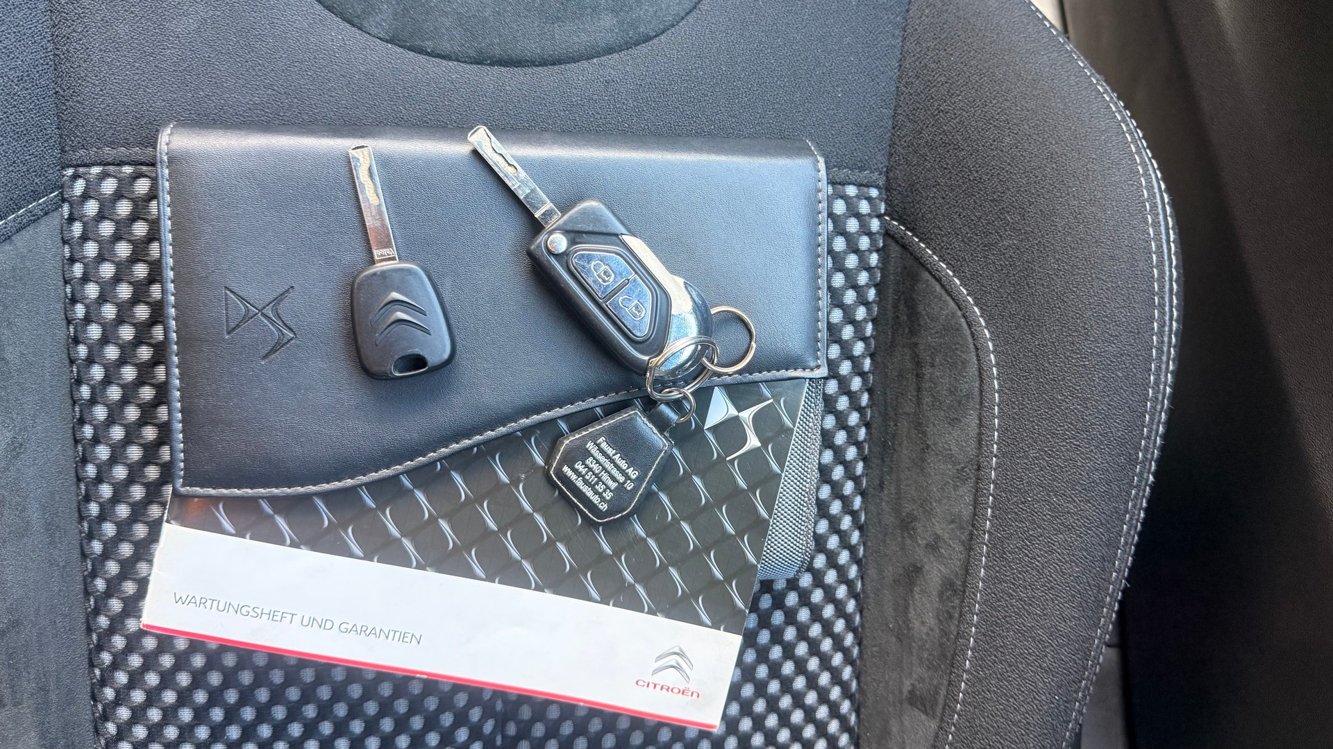 DS AUTOMOBILES DS3 1.6 THP Ultra Prestige-image-12