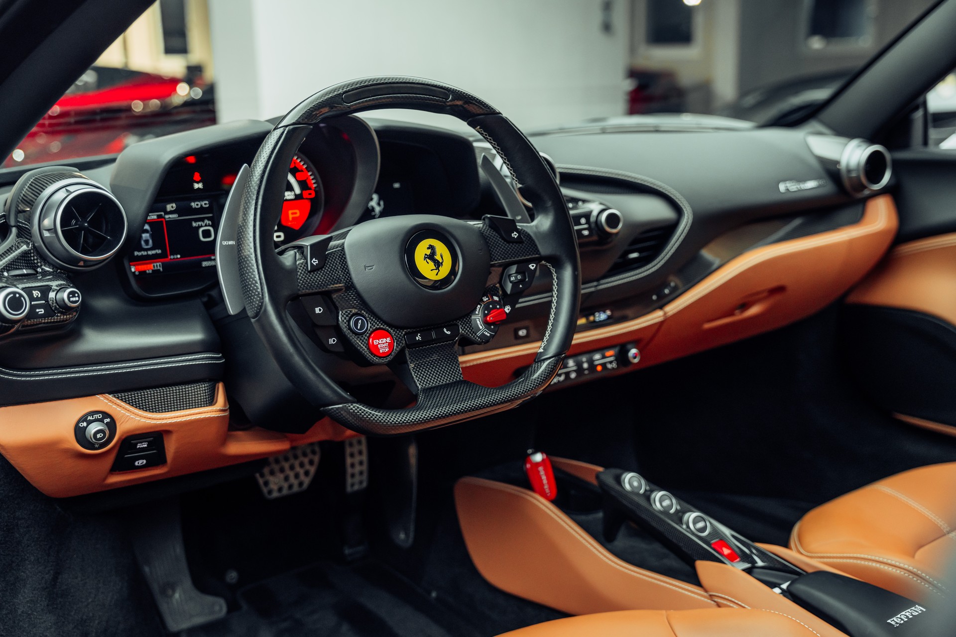 FERRARI F8 Tributo-image-4