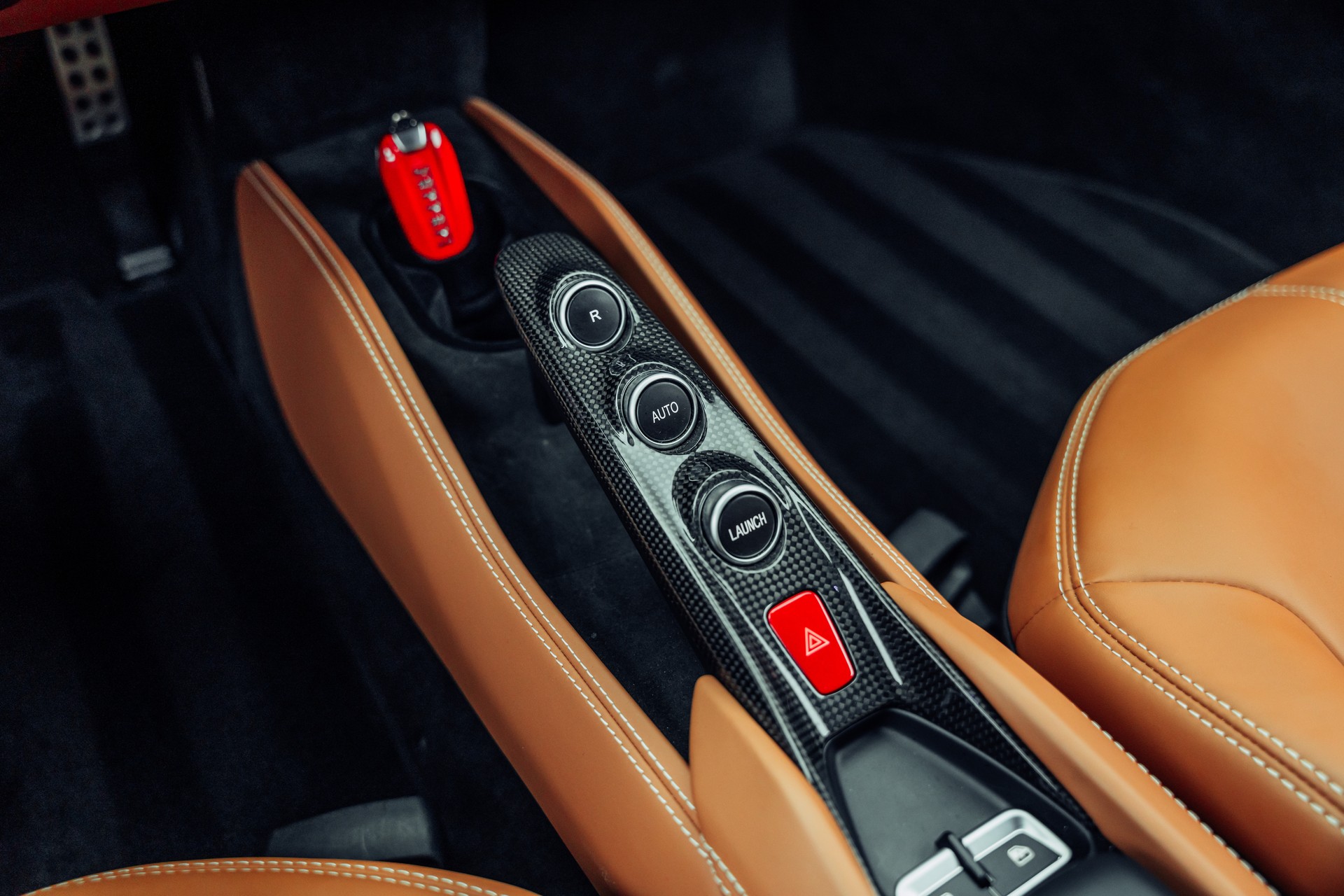 FERRARI F8 Tributo-image-11