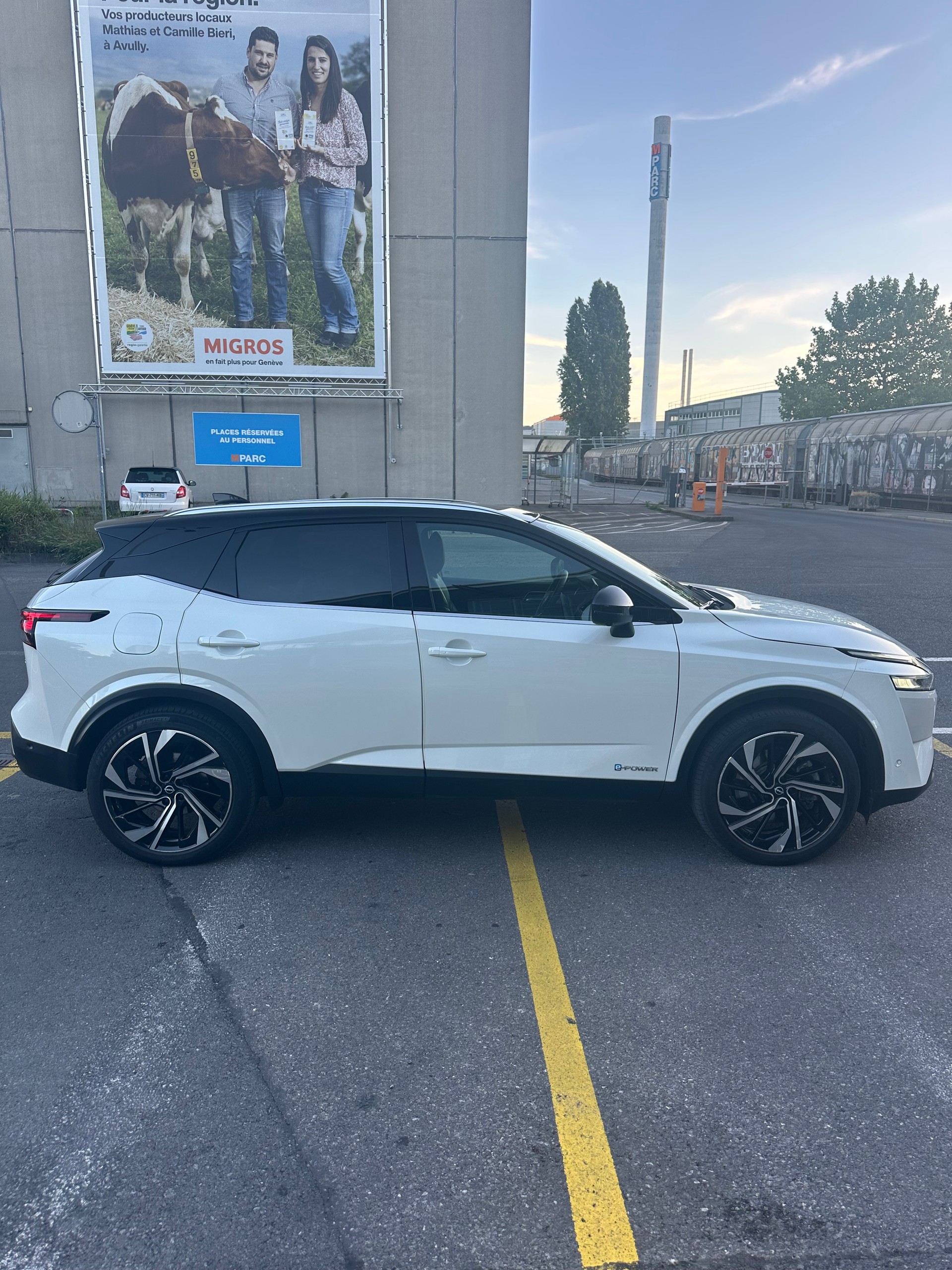 NISSAN 1.5 VC-T Tekna+-image-3