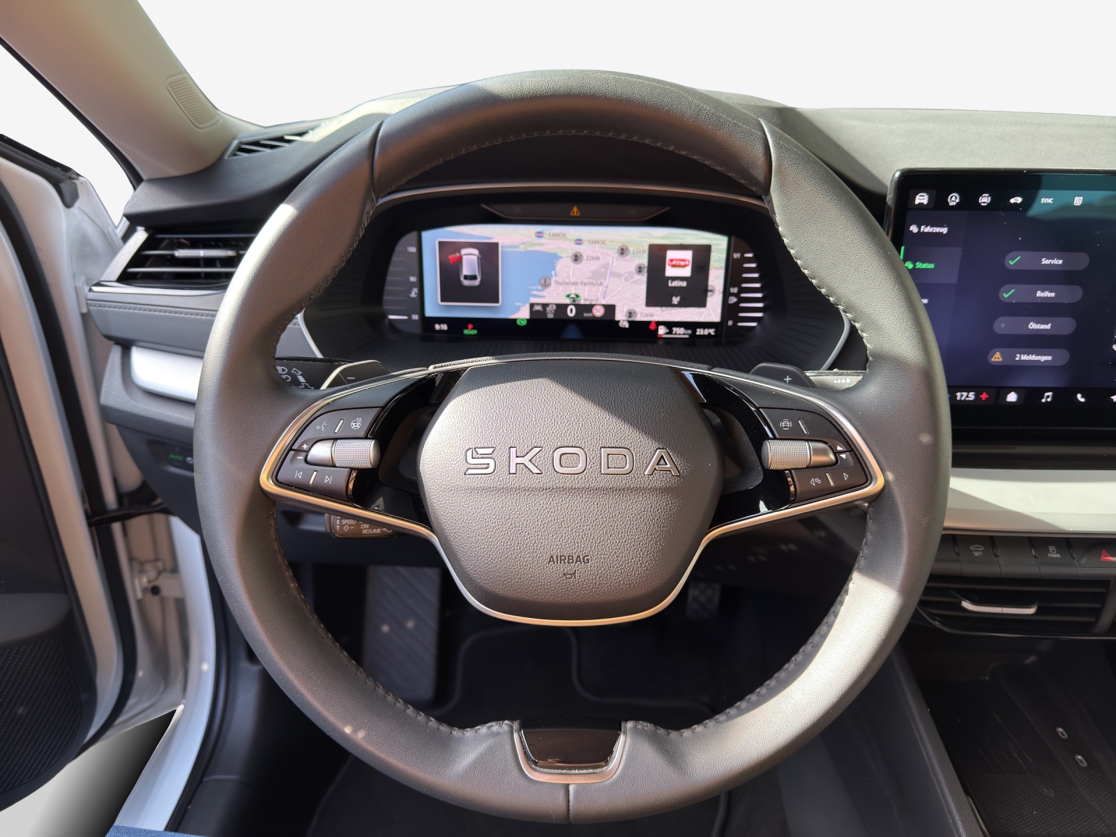 SKODA Octavia Combi 1.5 TSI mHEV DSG Dynamic-image-9