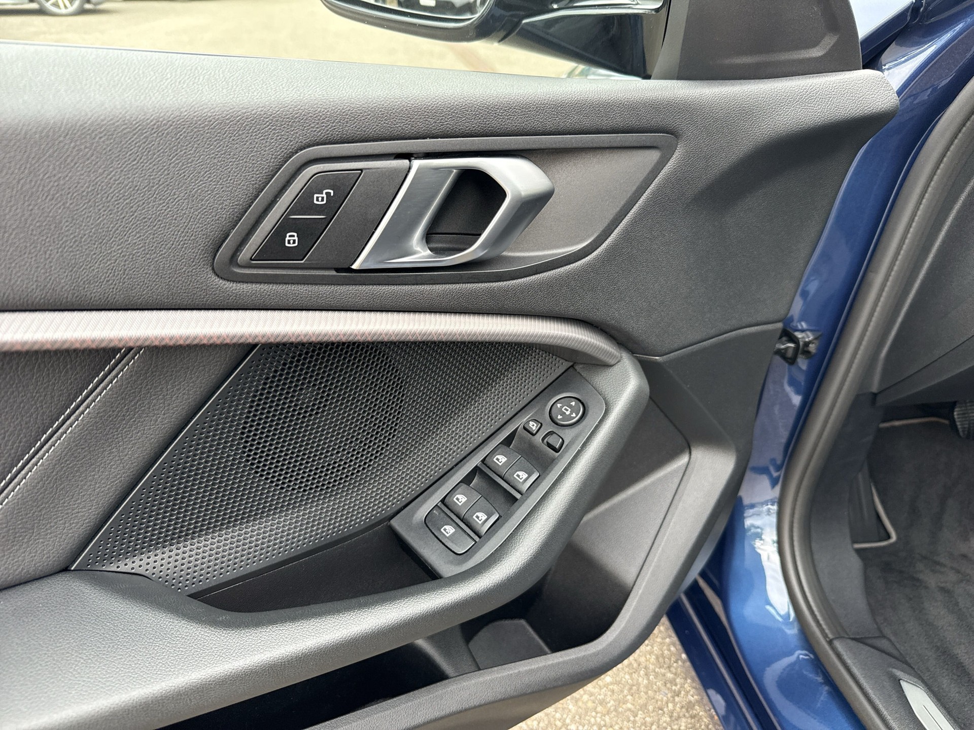 BMW 118i Sport Line Steptronic-image-16
