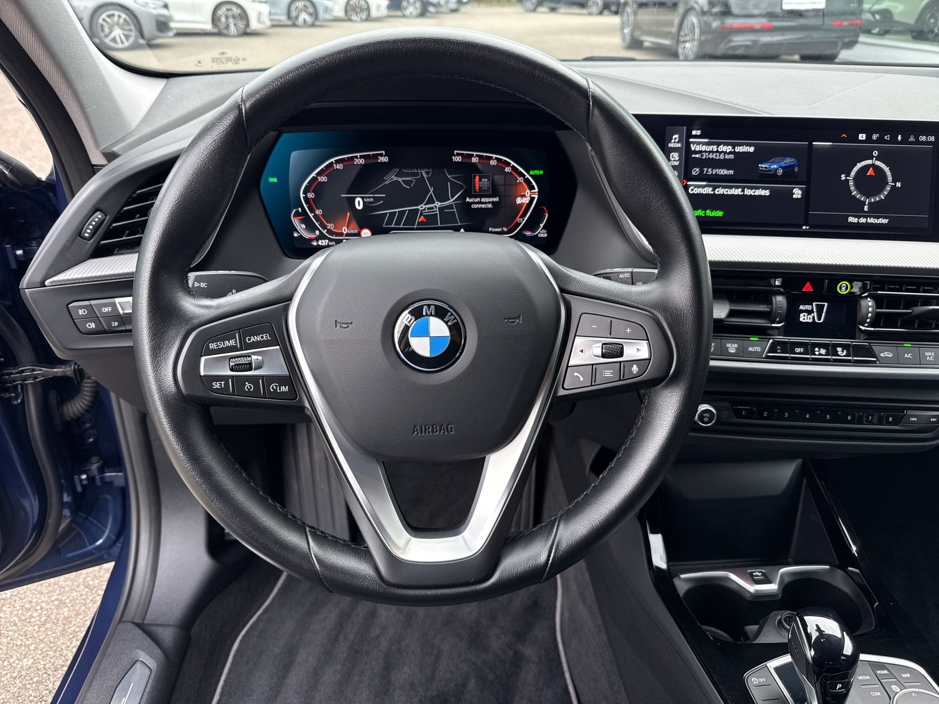 BMW 118i Sport Line Steptronic-image-11