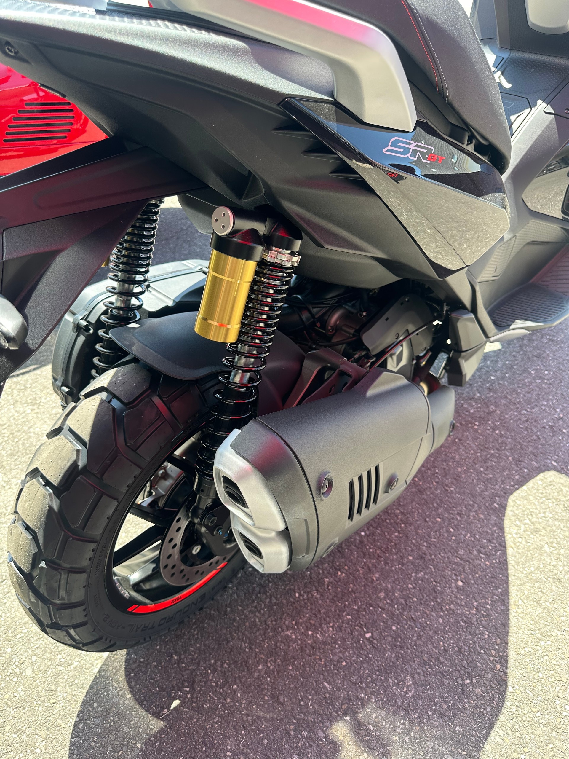 APRILIA GT 400-image-3