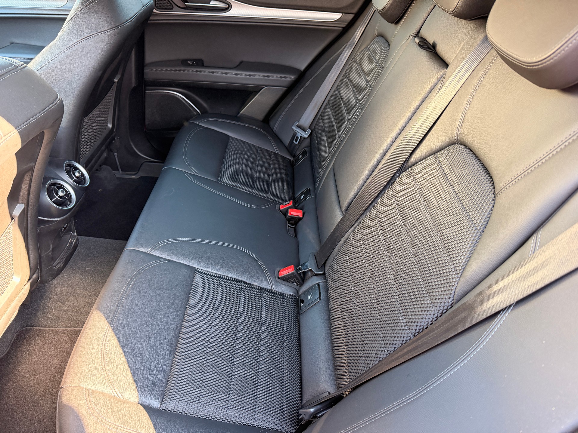 ALFA ROMEO Stelvio 2.2 JTDM Sprint Q4-image-7