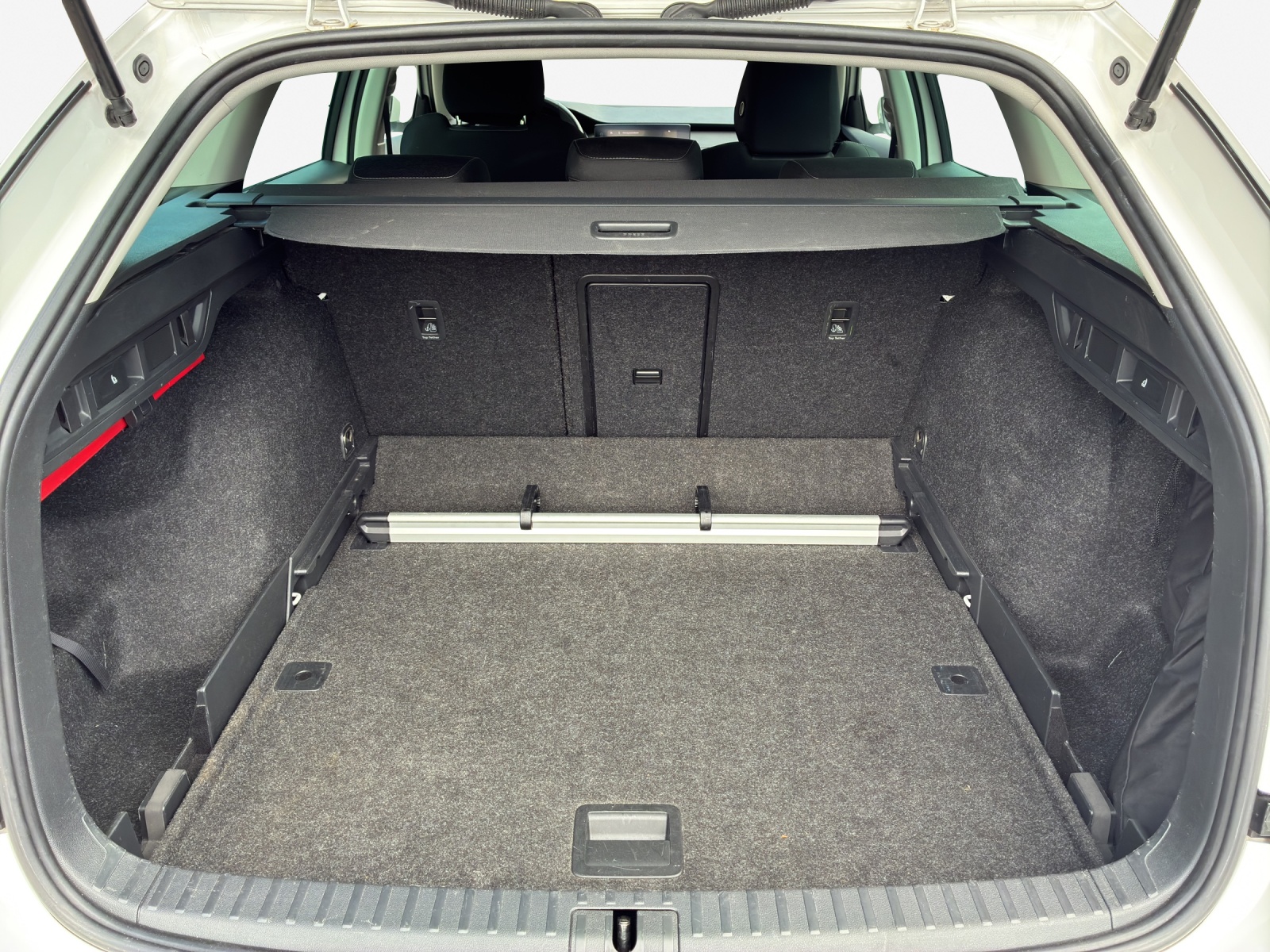 SKODA Octavia Combi 2.0 TDI DSG Ambition 4x4-image-12