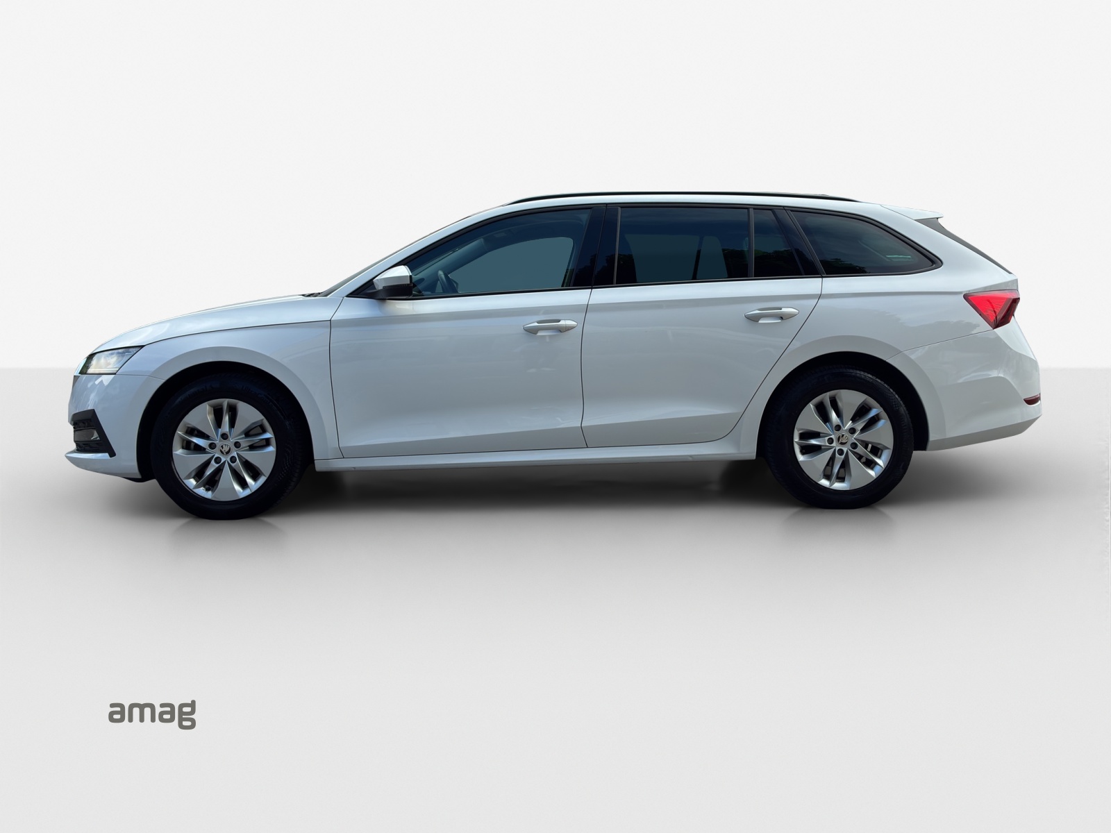 SKODA Octavia Combi 2.0 TDI DSG Ambition 4x4-image-1
