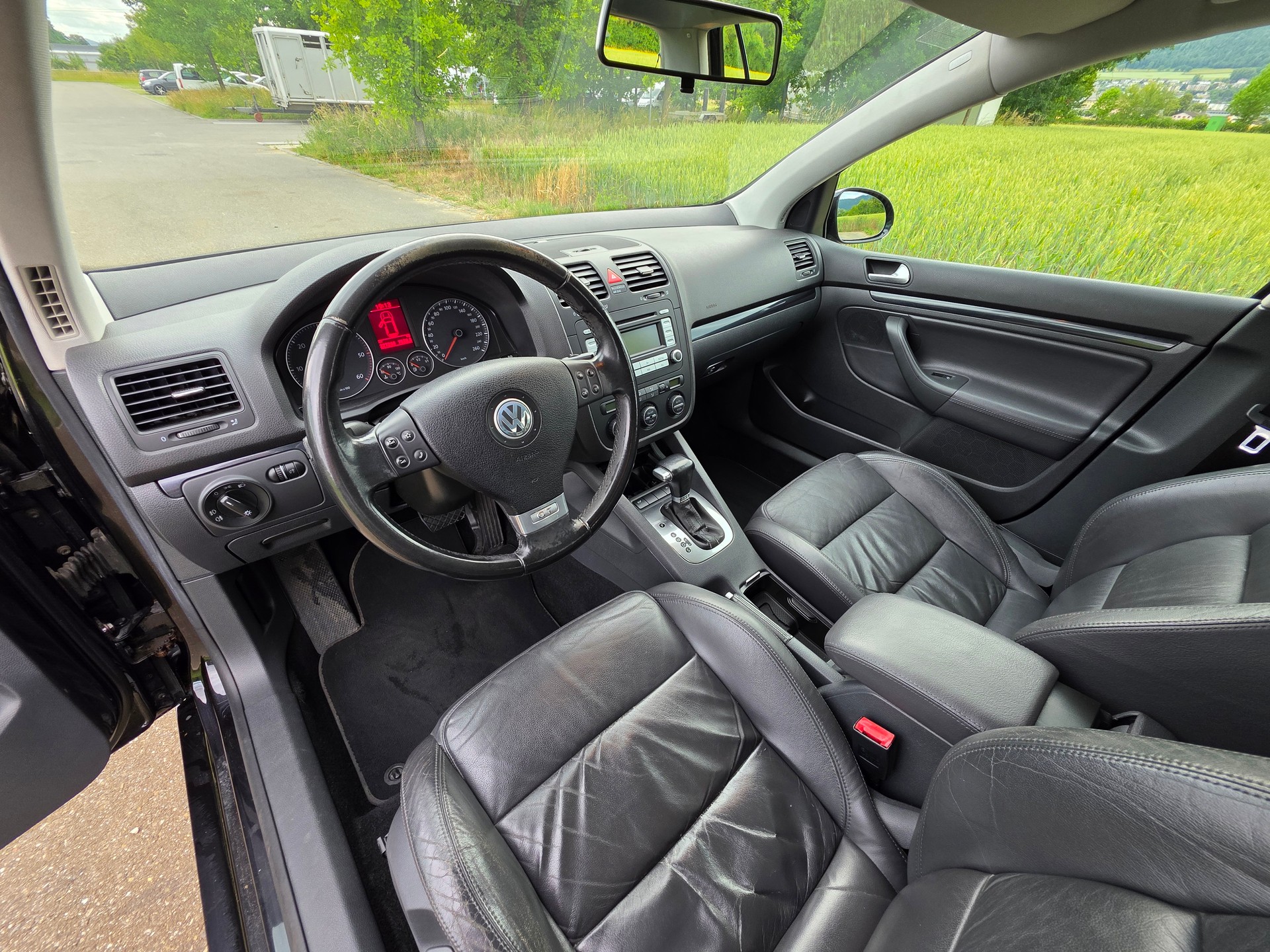VW 2.0 TDI DPF GT DSG-image-3