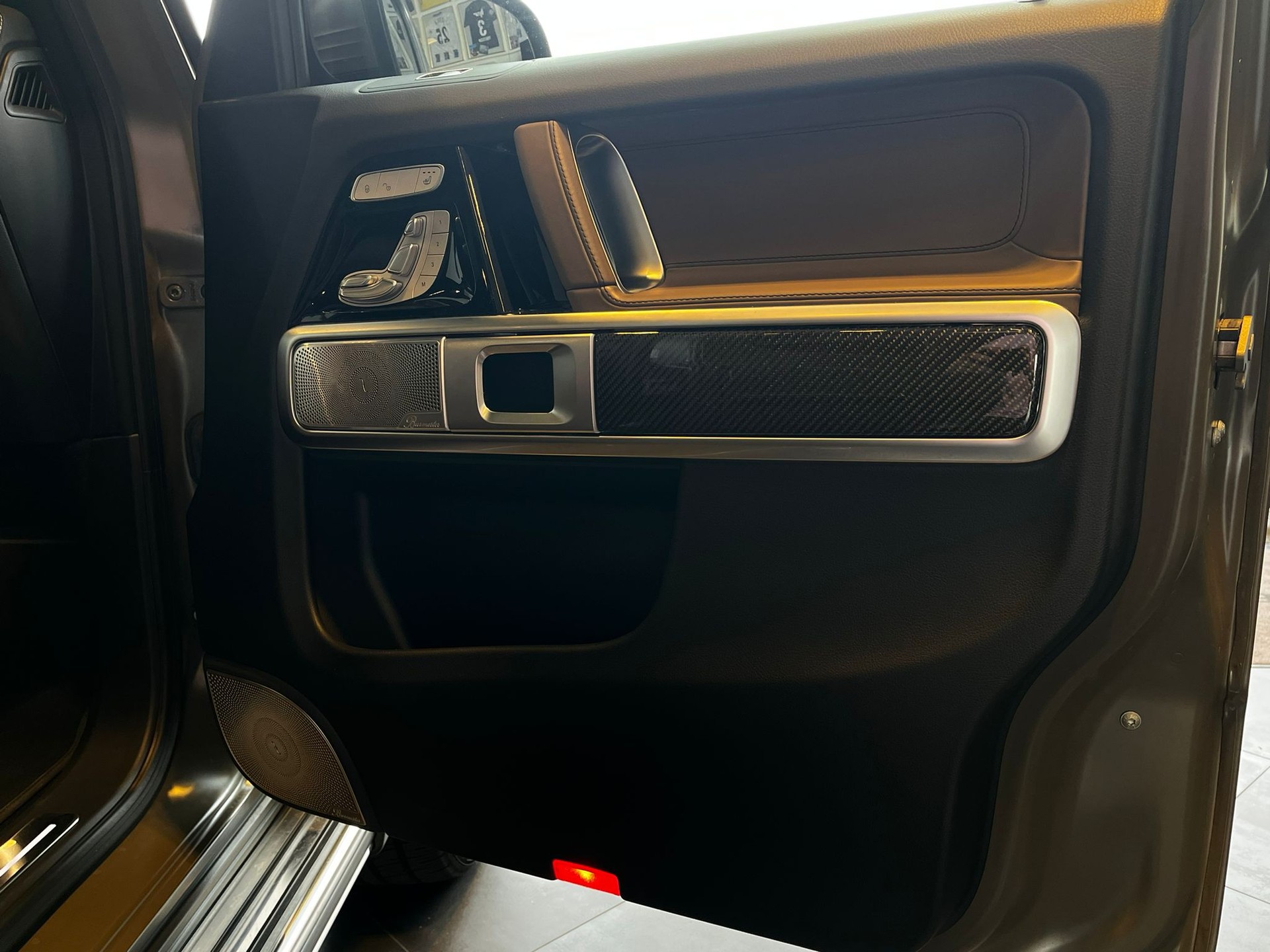 MERCEDES-BENZ G 63 AMG-image-27