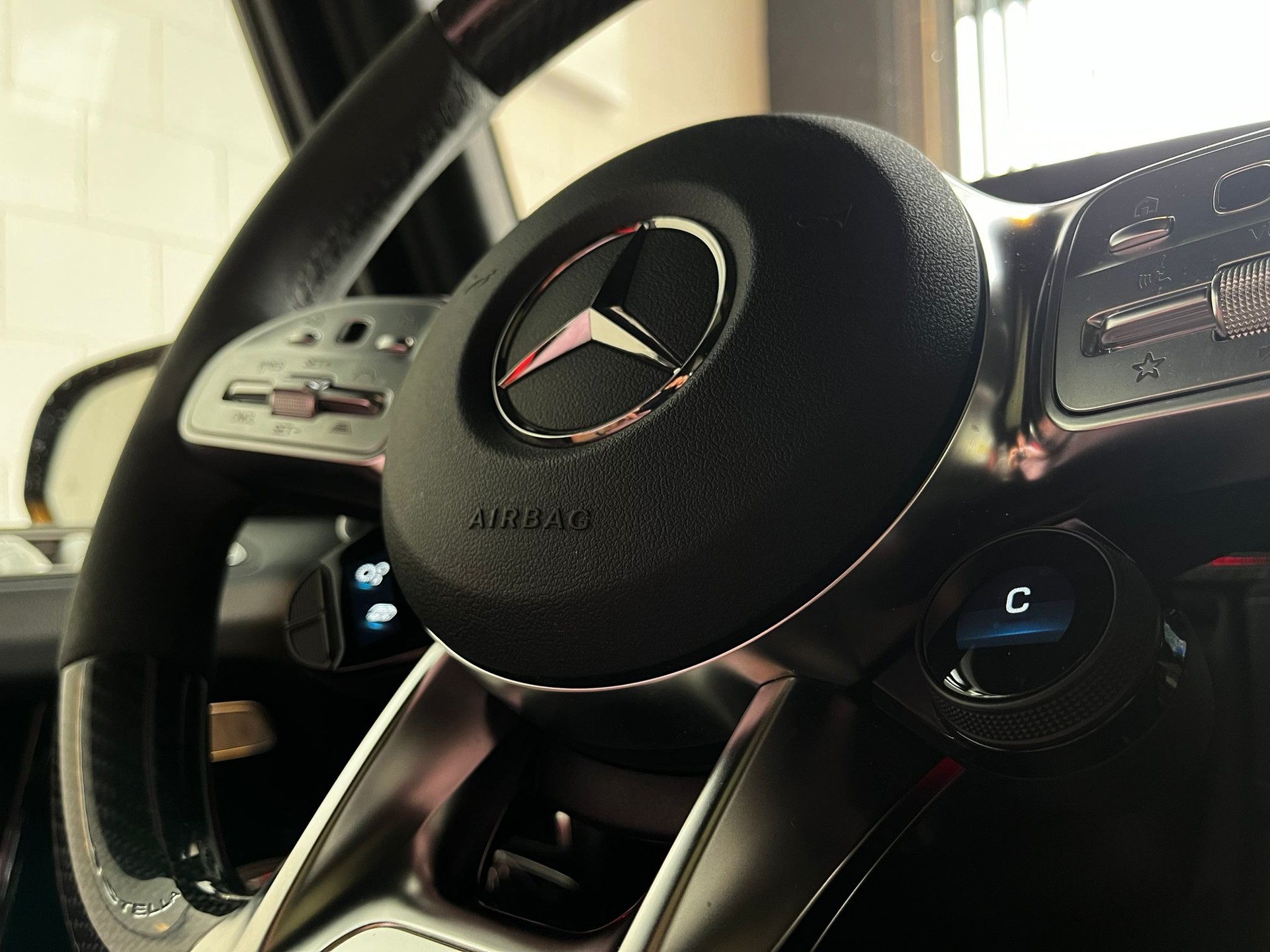 MERCEDES-BENZ G 63 AMG-image-22