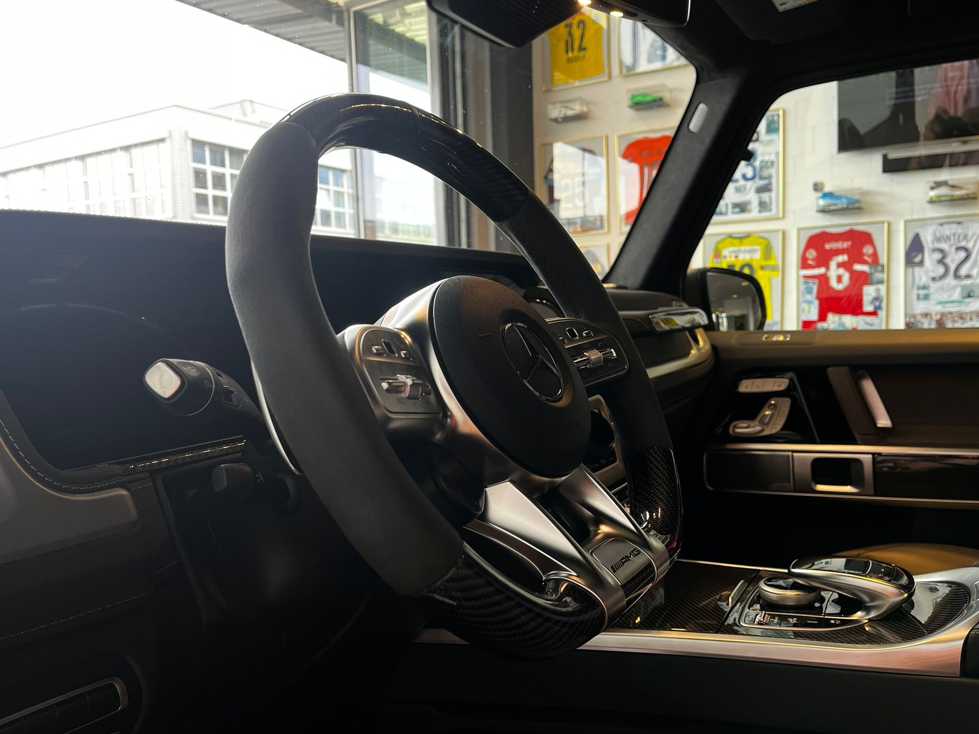 MERCEDES-BENZ G 63 AMG-image-12