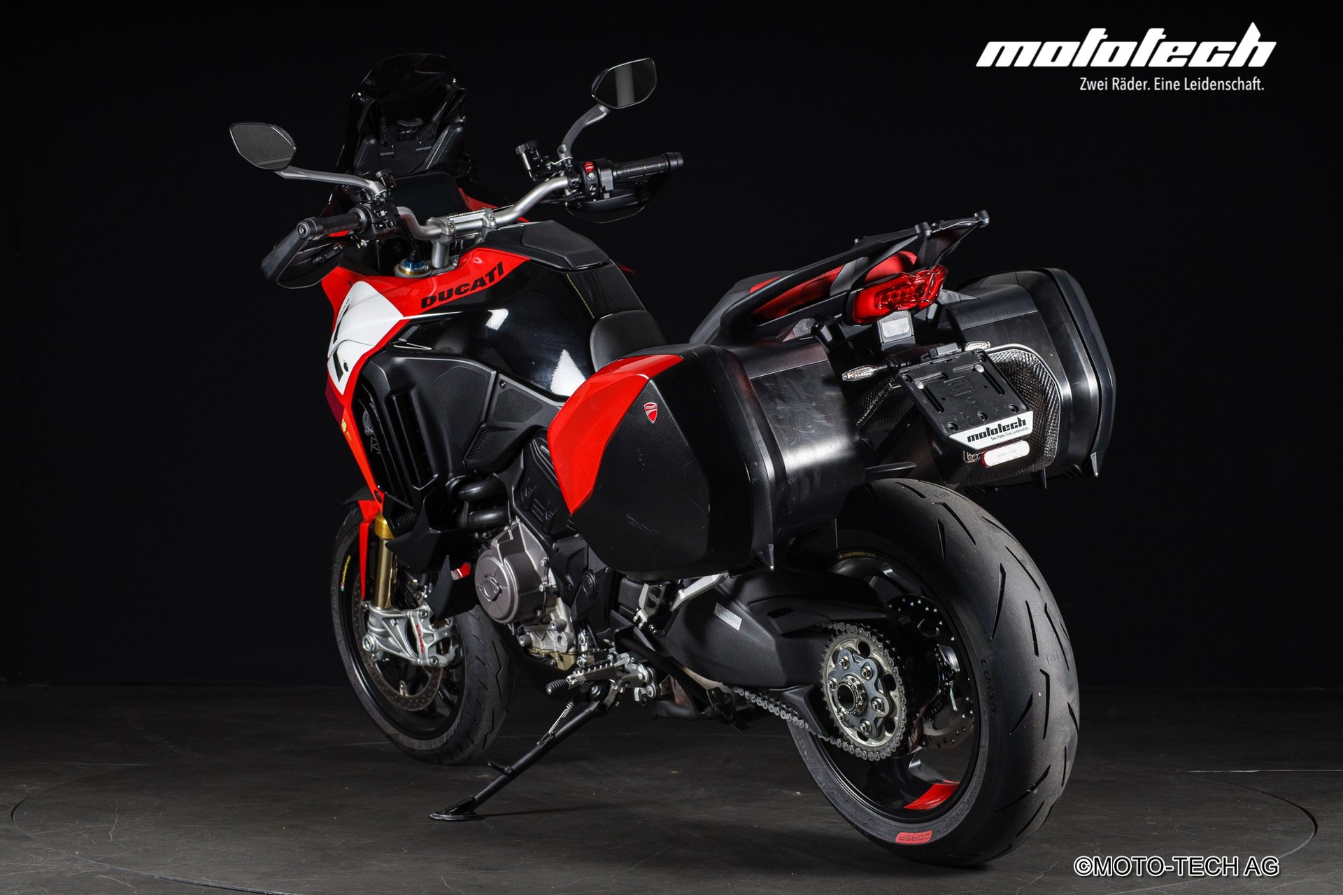 DUCATI Multistrada V4 Pikes Peak Radar-showroom-element-3