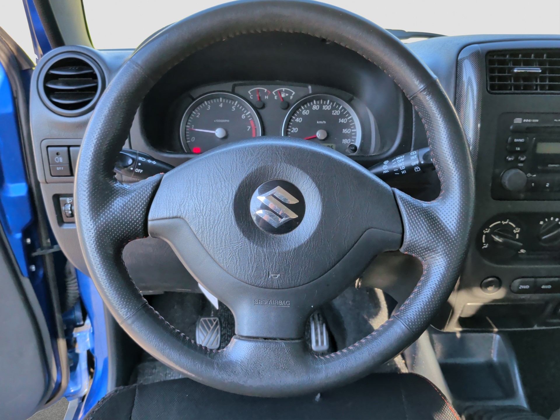 SUZUKI Jimny 1.3 16V GL Top-image-9