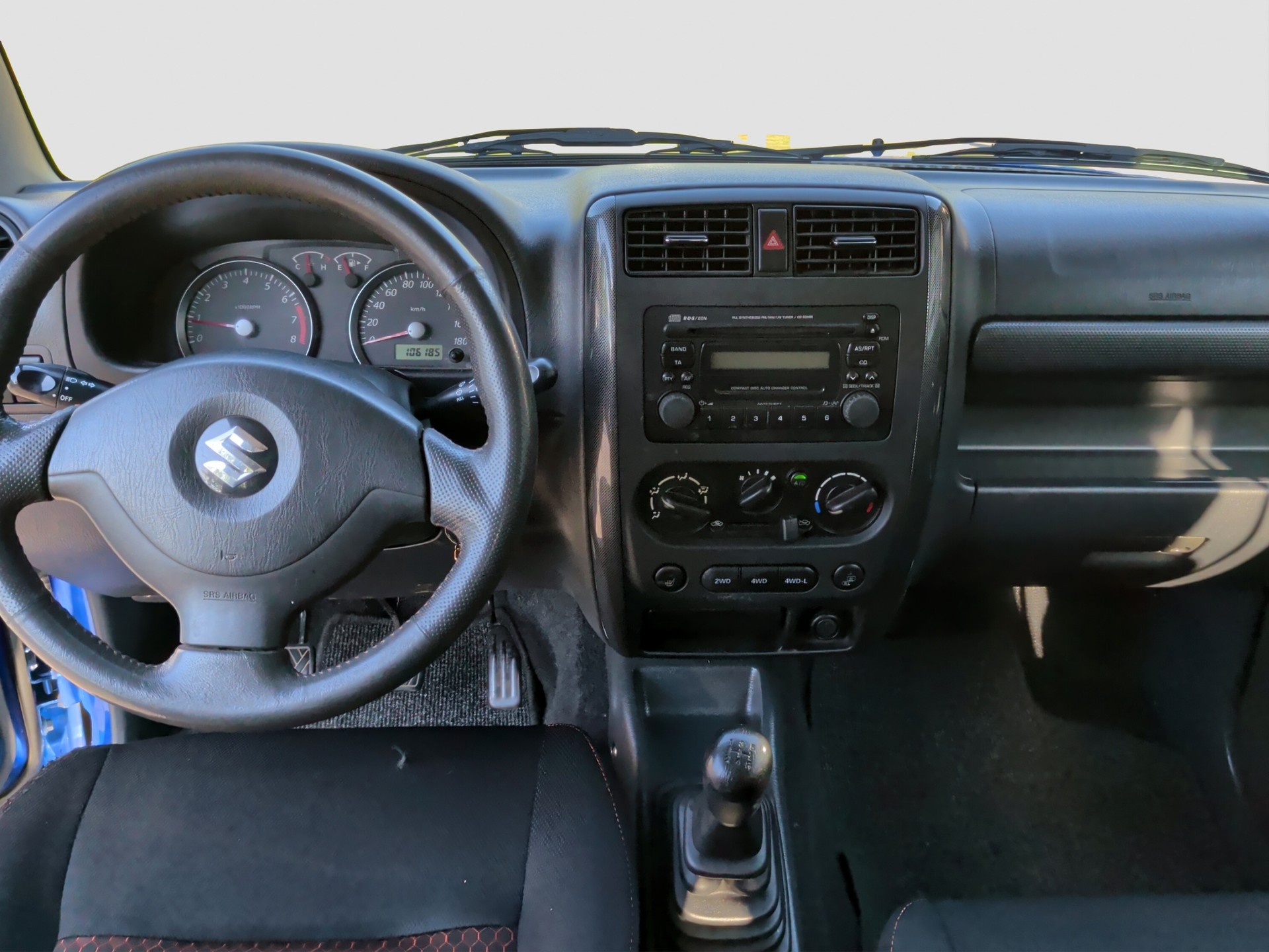 SUZUKI Jimny 1.3 16V GL Top-image-8
