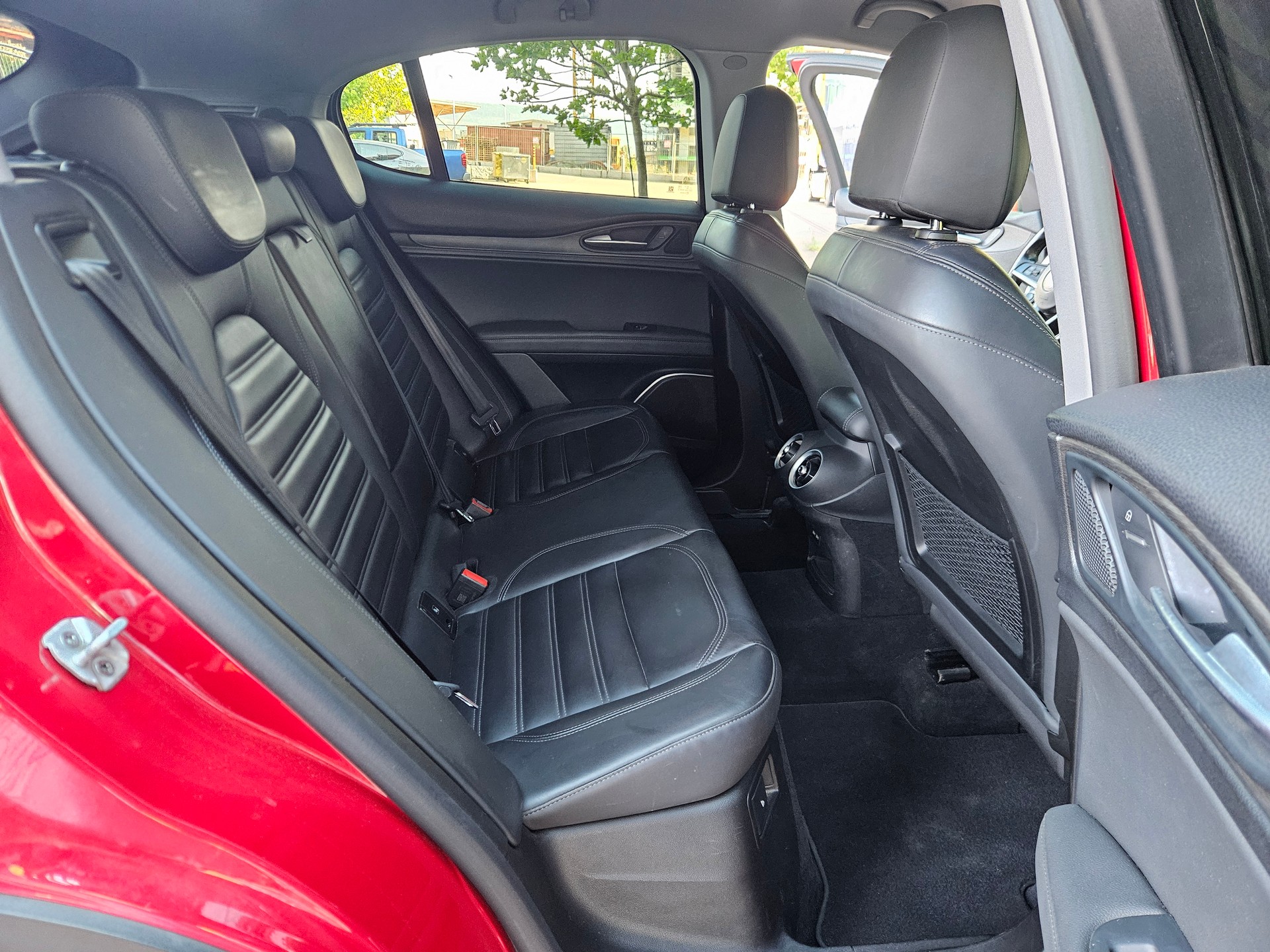 ALFA ROMEO Stelvio 2.2 JTDM Super Q4 Automatic-image-13
