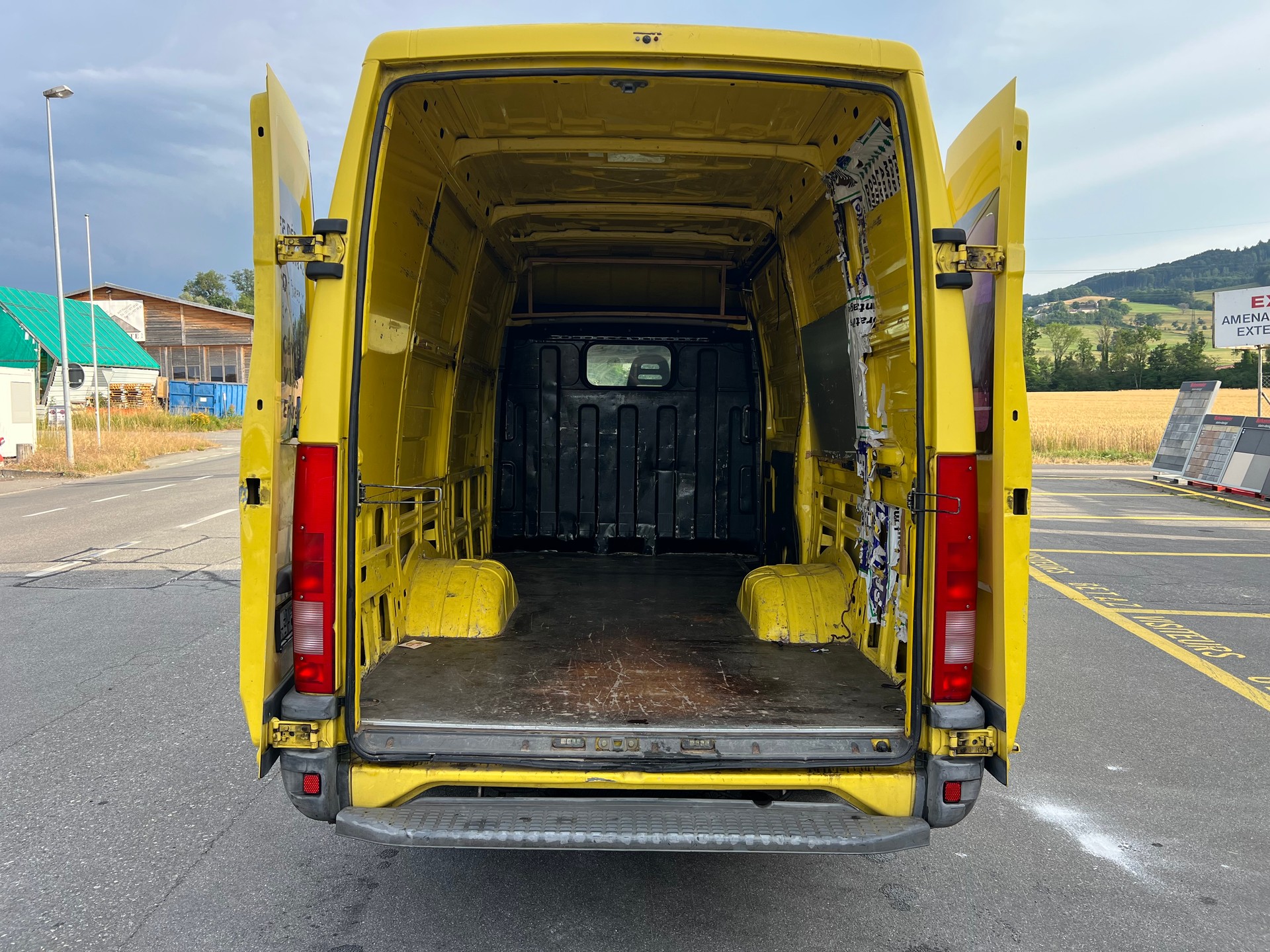 IVECO 35C13VP*2800cc Diesel*Euro3*Climat*Suspension Pneumatic*-image-5