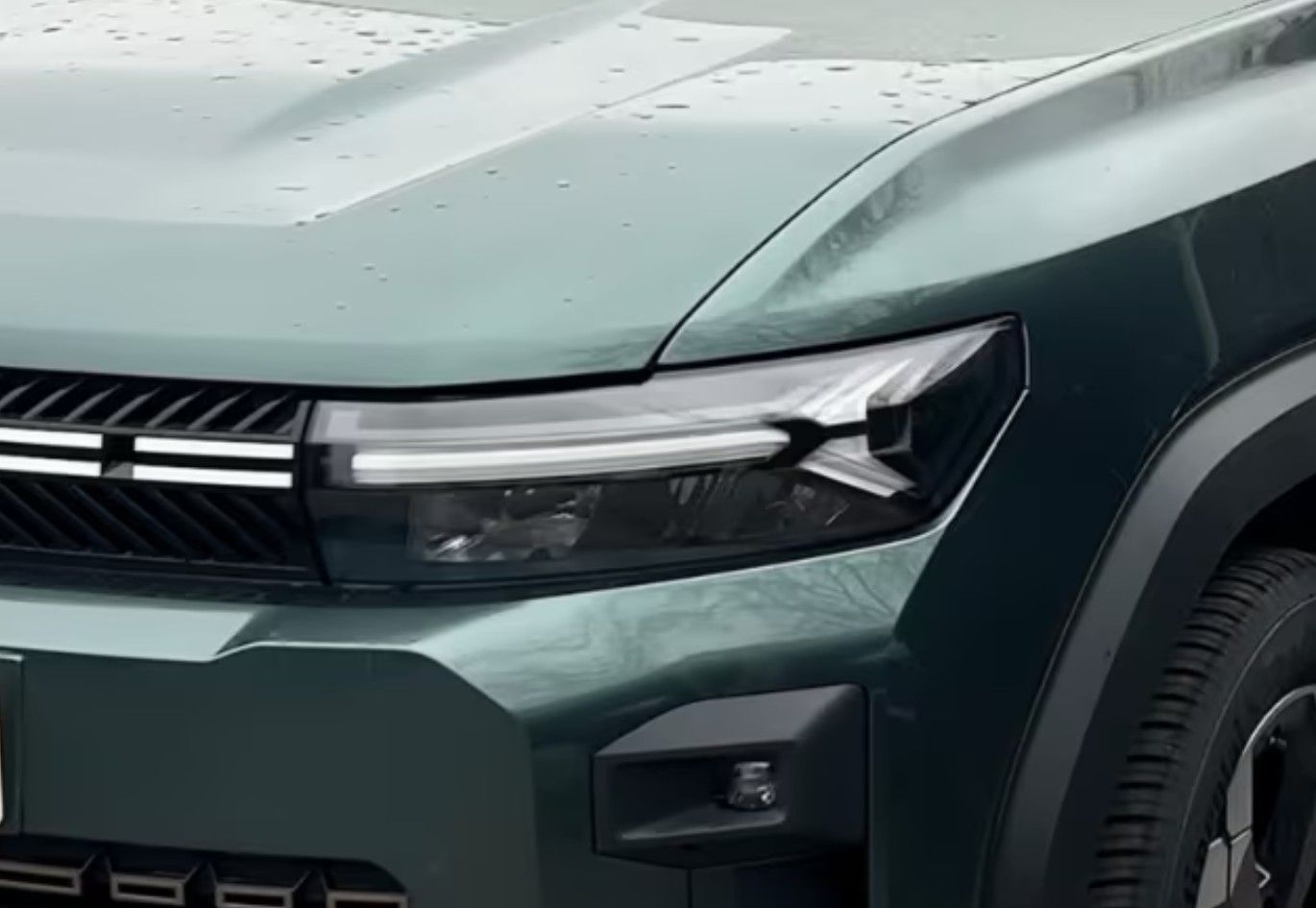 DACIA Bigster TCe 130 48V Extreme 4x4-image-3