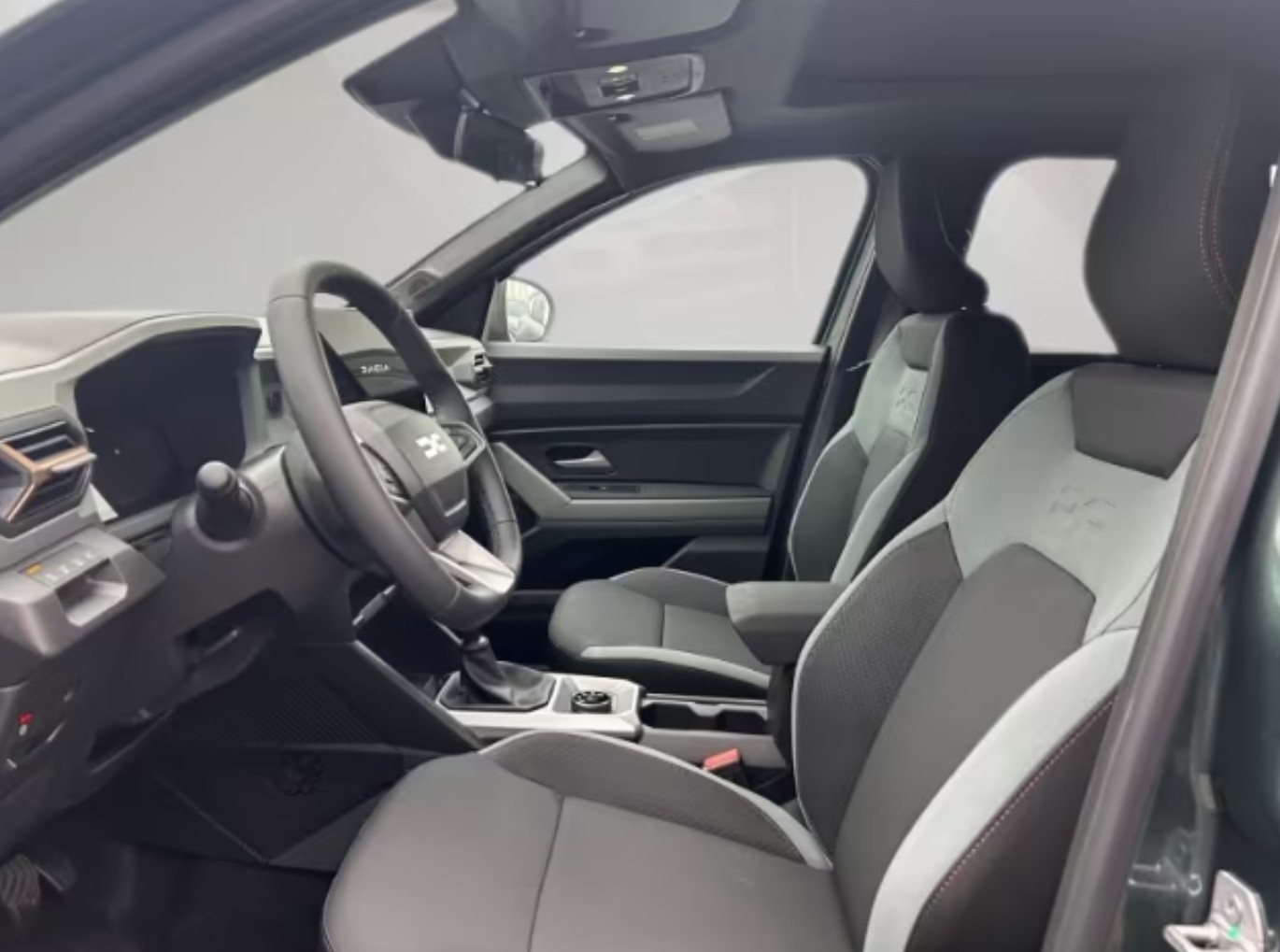 DACIA Bigster TCe 130 48V Extreme 4x4-image-5