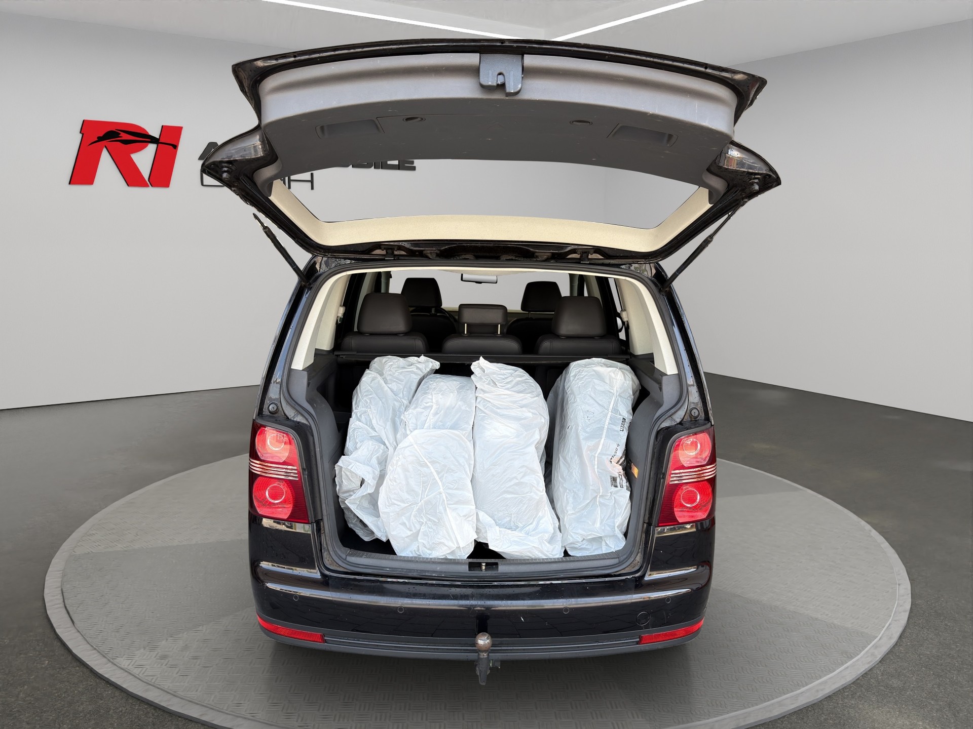 VW Touran 1.4 TSI Highline DSG-image-13