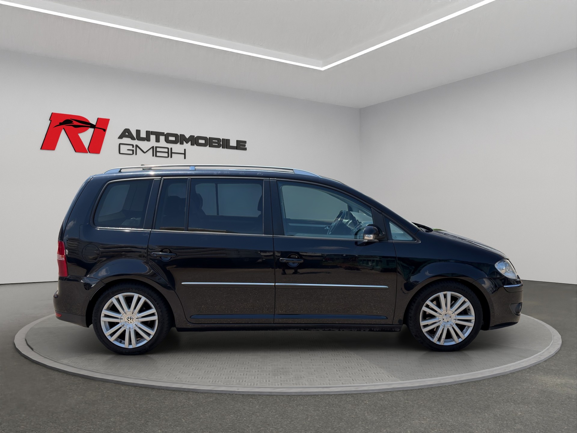 VW Touran 1.4 TSI Highline DSG-image-7