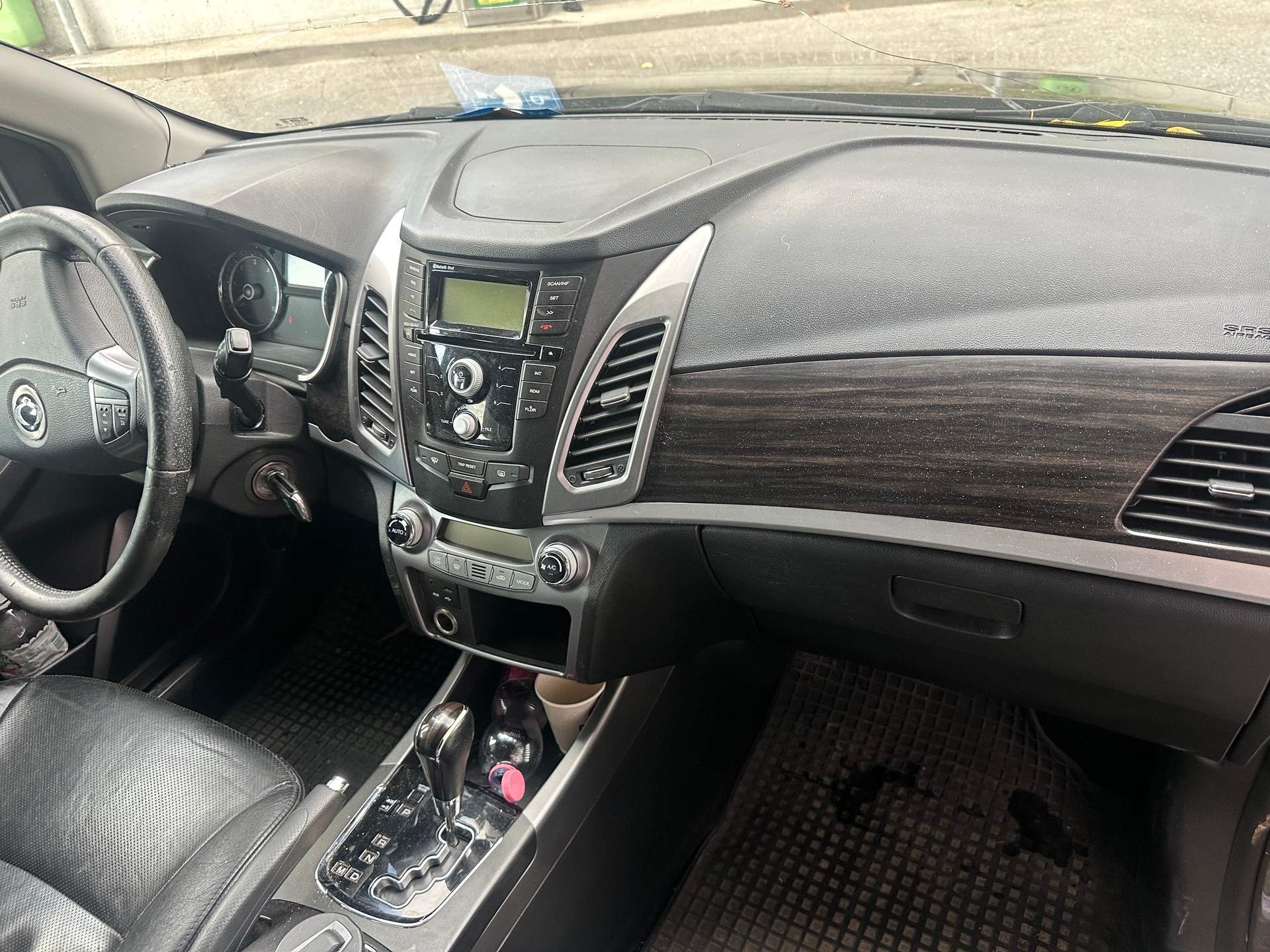 KGM-SsangYong Korando 2.0 e-XDI Quartz 4WD Automatic-image-7