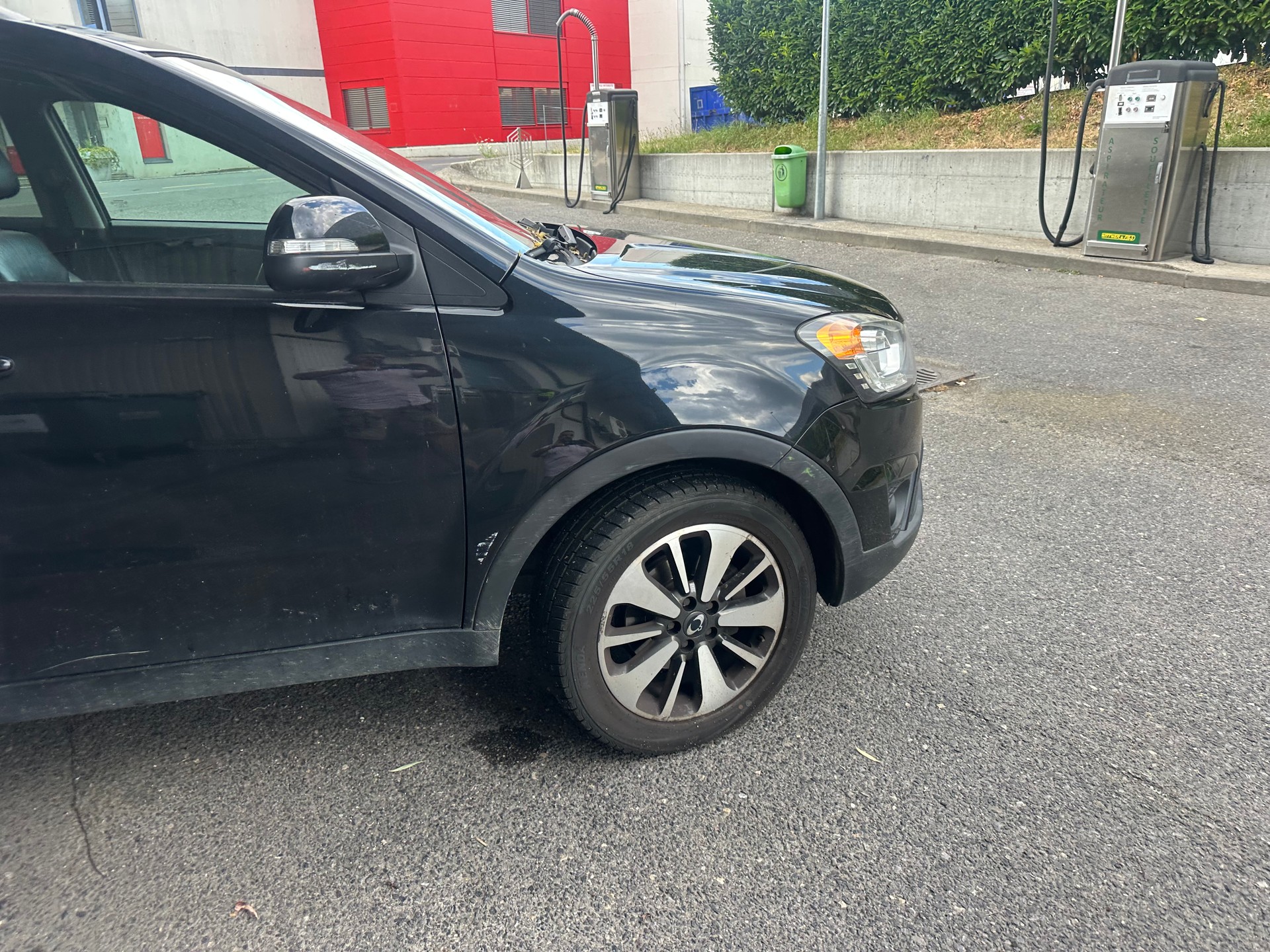 KGM-SsangYong Korando 2.0 e-XDI Quartz 4WD Automatic-image-6