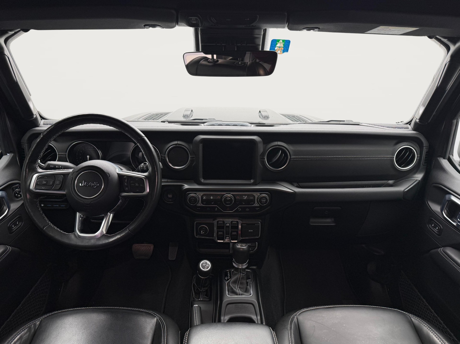 JEEP Wrangler 2.0 Turbo Sahara Unlimited 4xe-image-8