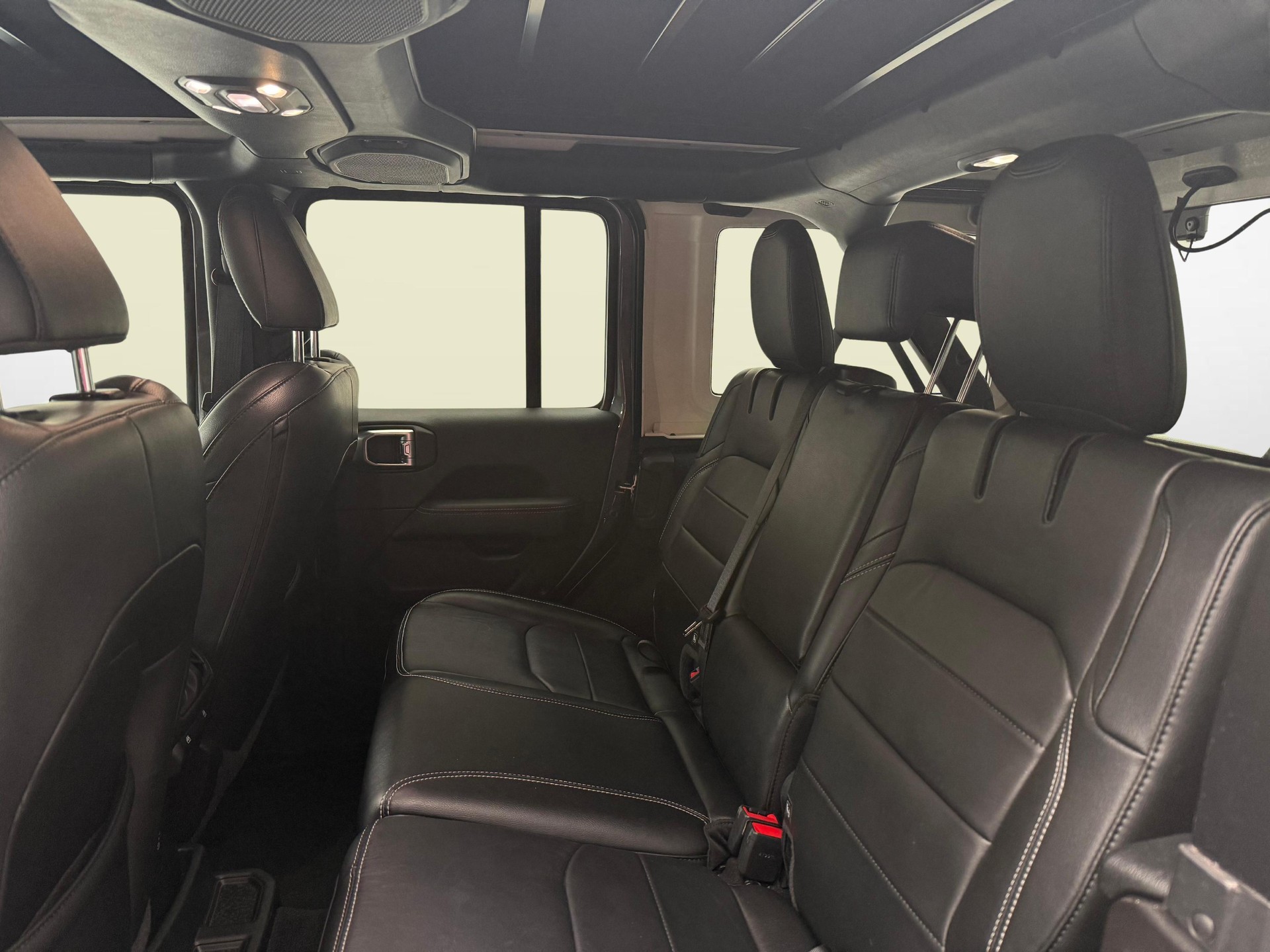 JEEP Wrangler 2.0 Turbo Sahara Unlimited 4xe-image-10