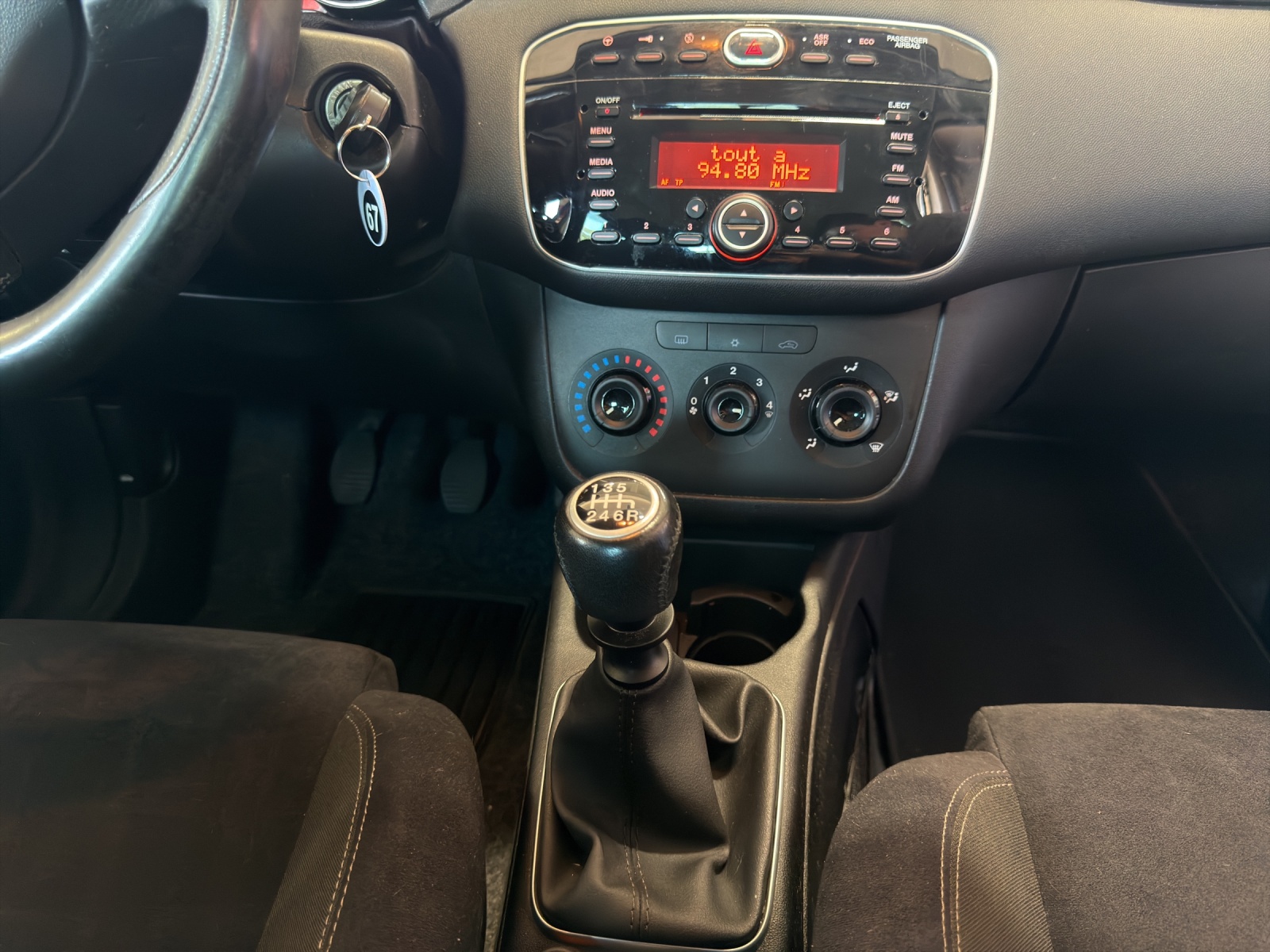FIAT Punto 0.9 T TwinAir 100 MyStyle S/S-image-11