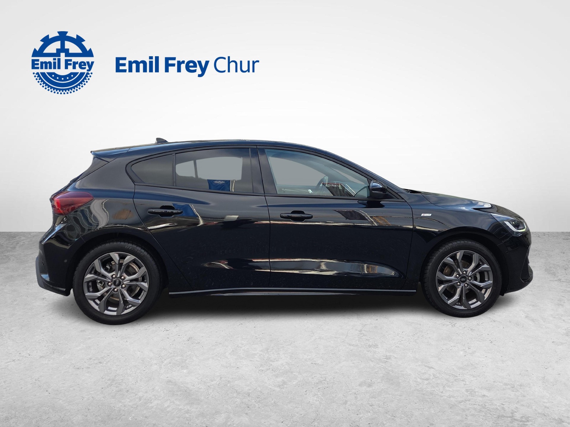 FORD Focus 1.0i EcoB Hybrid 155 ST-Line-image-5