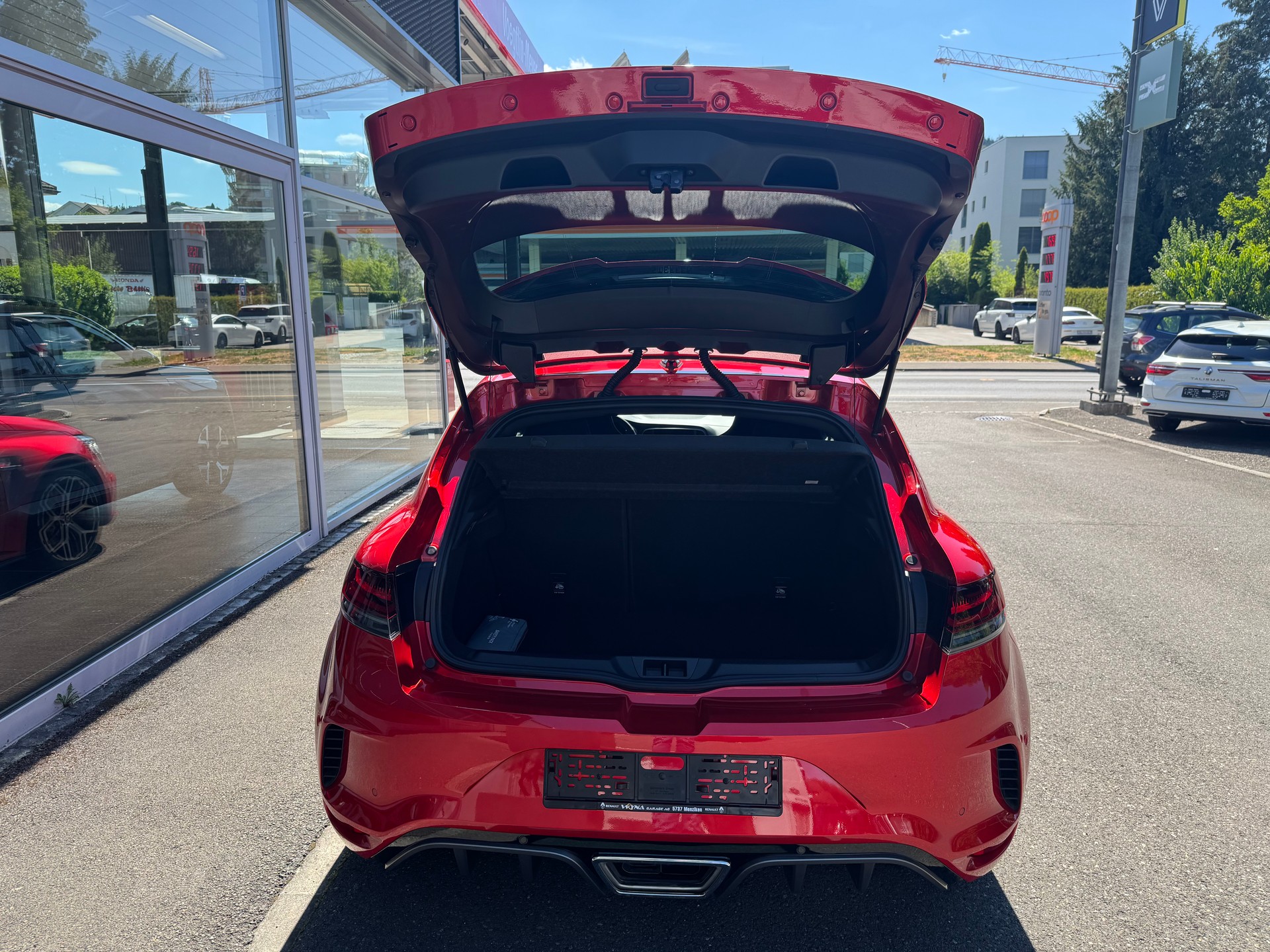RENAULT Mégane Trophy 300 EDC-image-8
