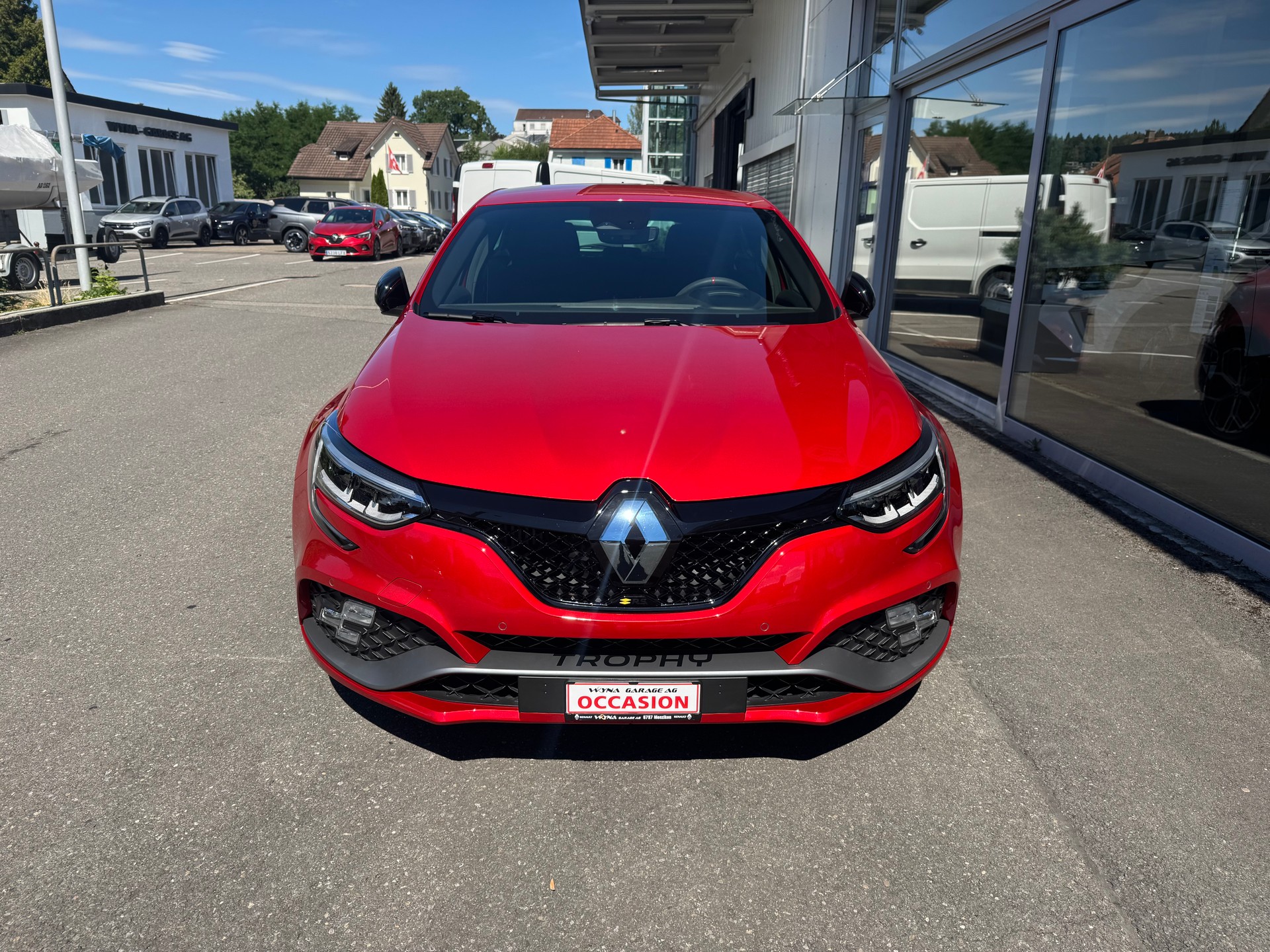 RENAULT Mégane Trophy 300 EDC-image-2