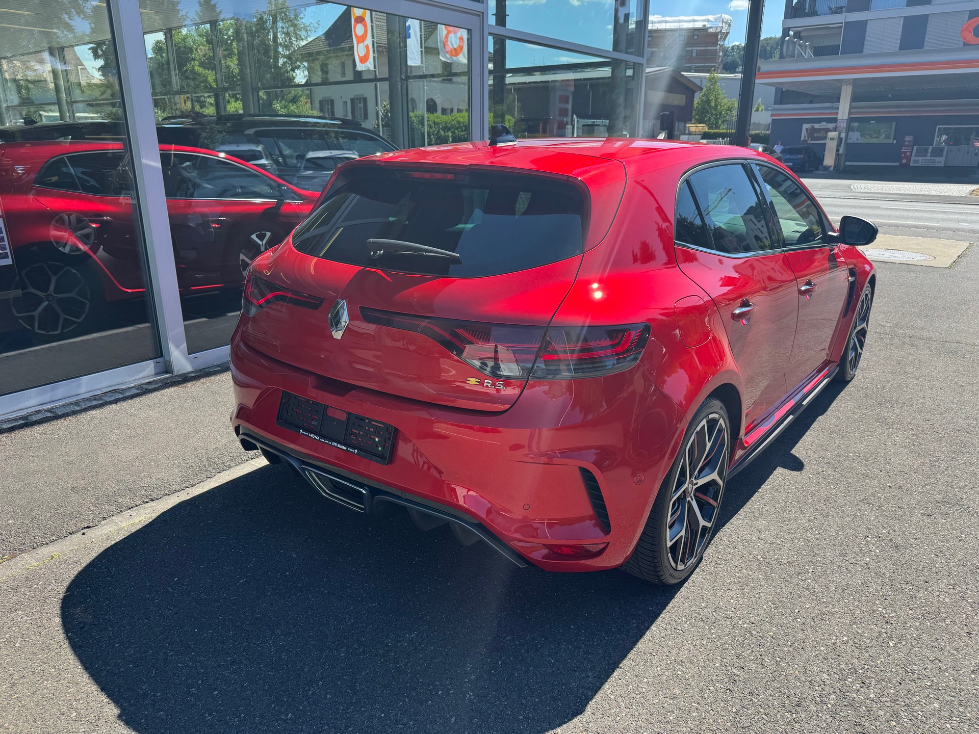 RENAULT Mégane Trophy 300 EDC-image-5