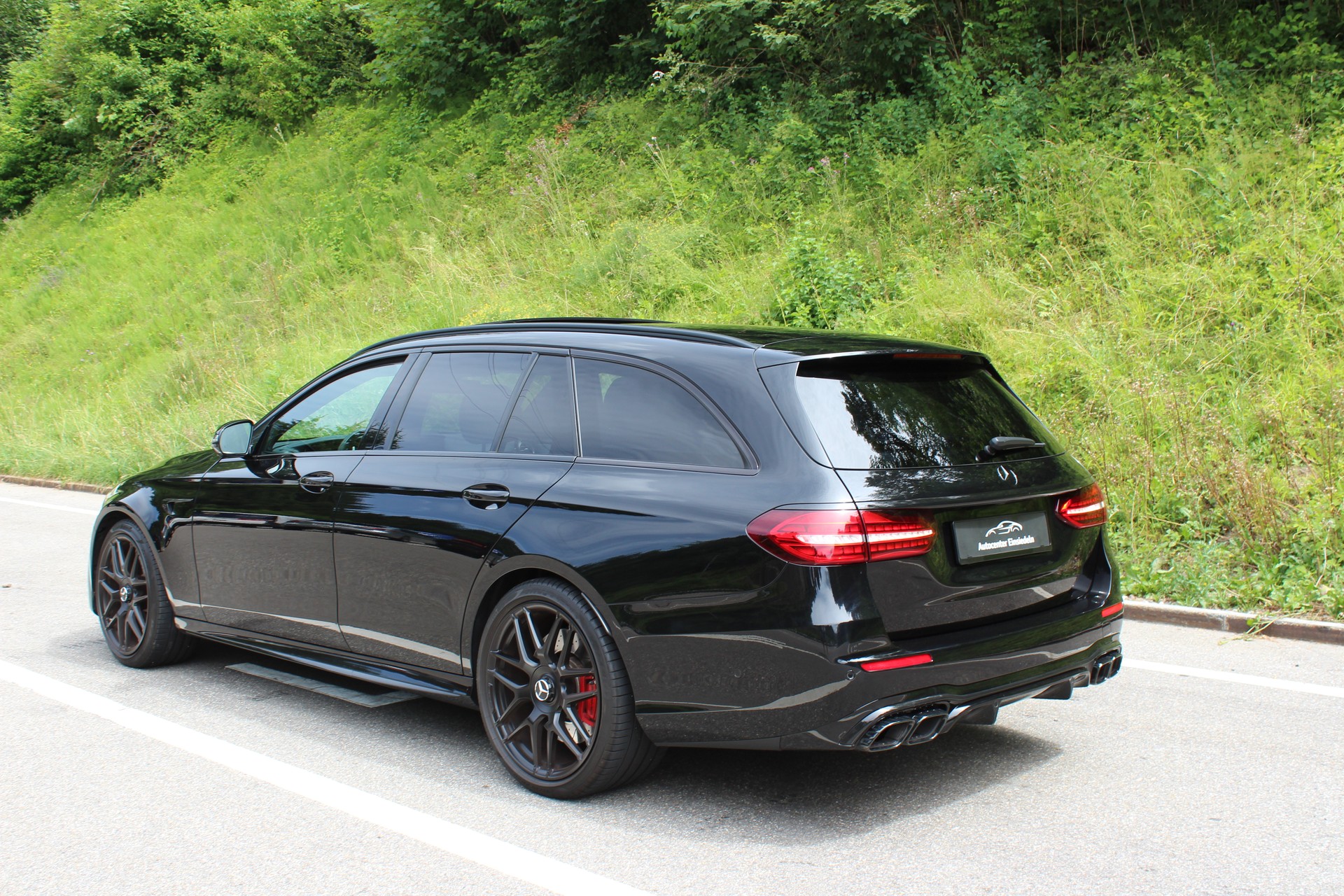 MERCEDES-BENZ AMG E 63 S T 4Matic+ Speedshift 9G-TCT-image-2
