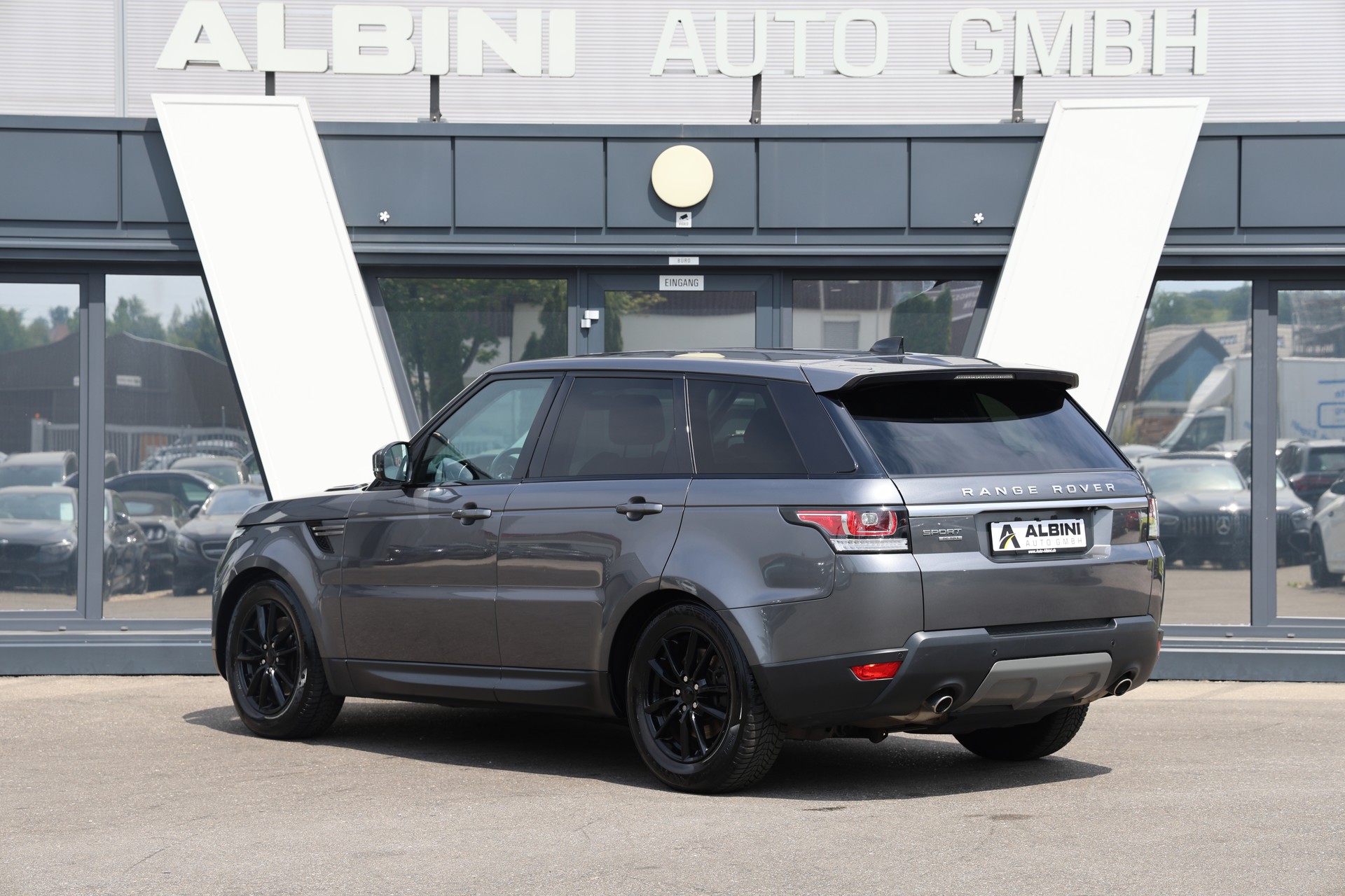 LAND ROVER Range Rover Sport 3.0 TDV6 S Automatic-image-3
