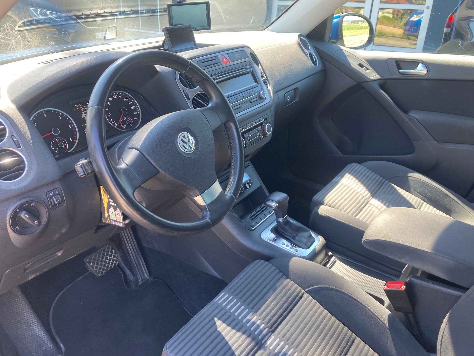 VW Tiguan 2.0 TDI Trend&Fun Tiptronic-image-5