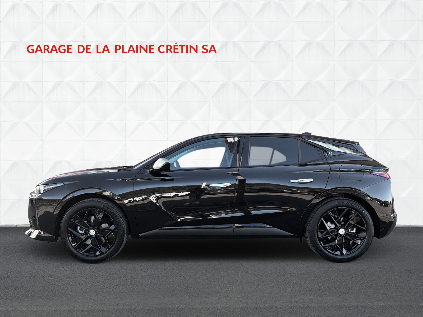 DS AUTOMOBILES DS N4 1.6 PHEV Performance Line-showroom-element-2