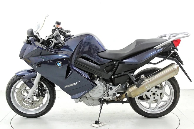 BMW F 800 ST-image-4