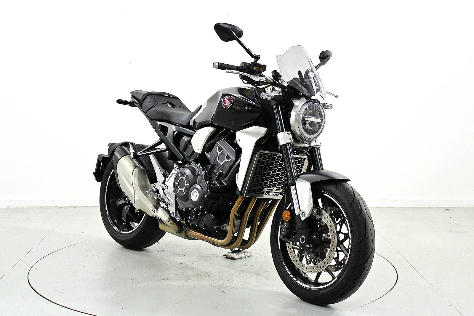 HONDA CB 100 R ABS-showroom-element-1