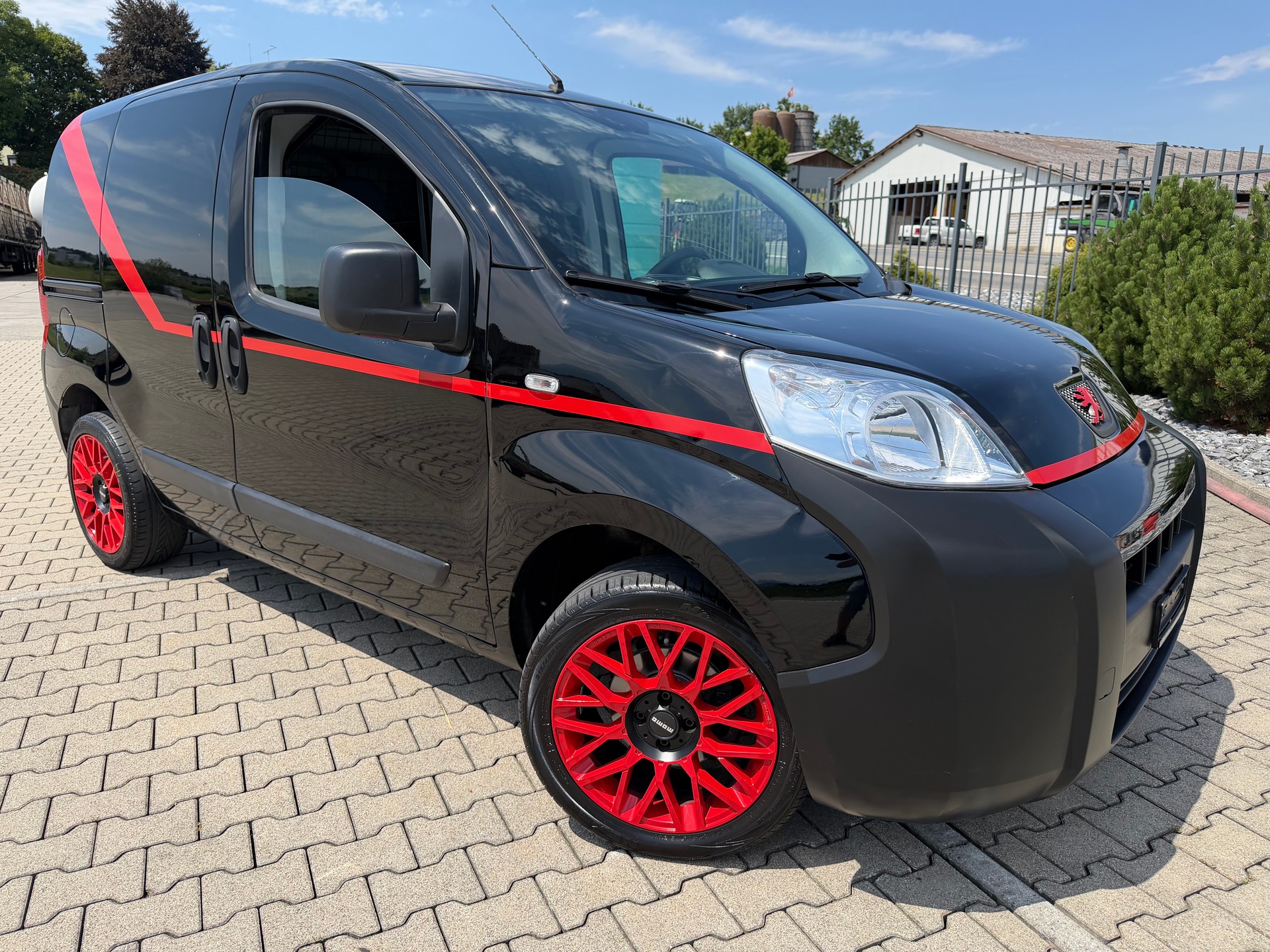 PEUGEOT Bipper 1.3 HDi-image-0